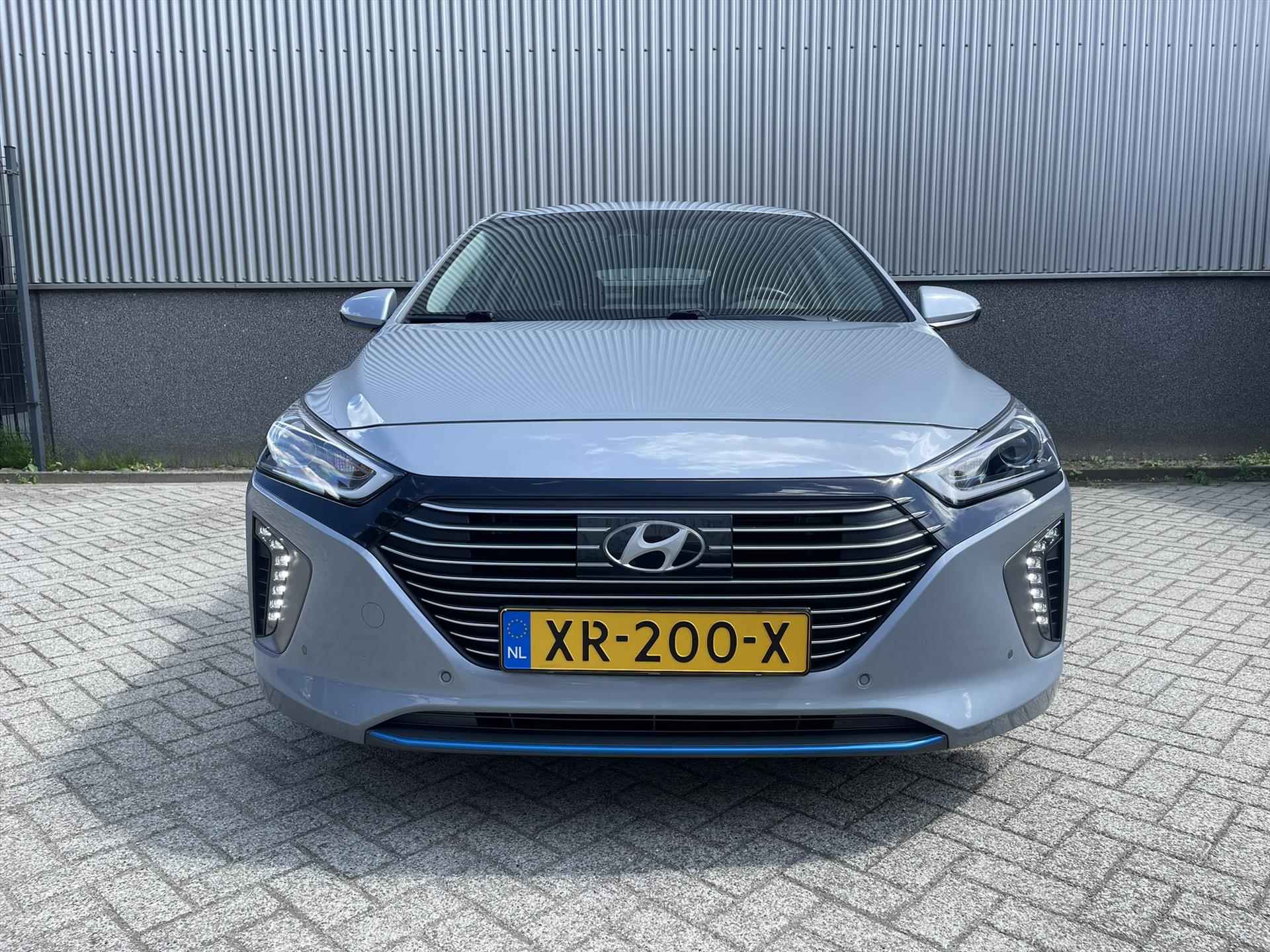 HYUNDAI Ioniq 1.6 GDI Blue HEV 141 pk DCT | Apple Carplay | Android Auto | Camera Achter | Voor/Achter Sensoren | - 4/42