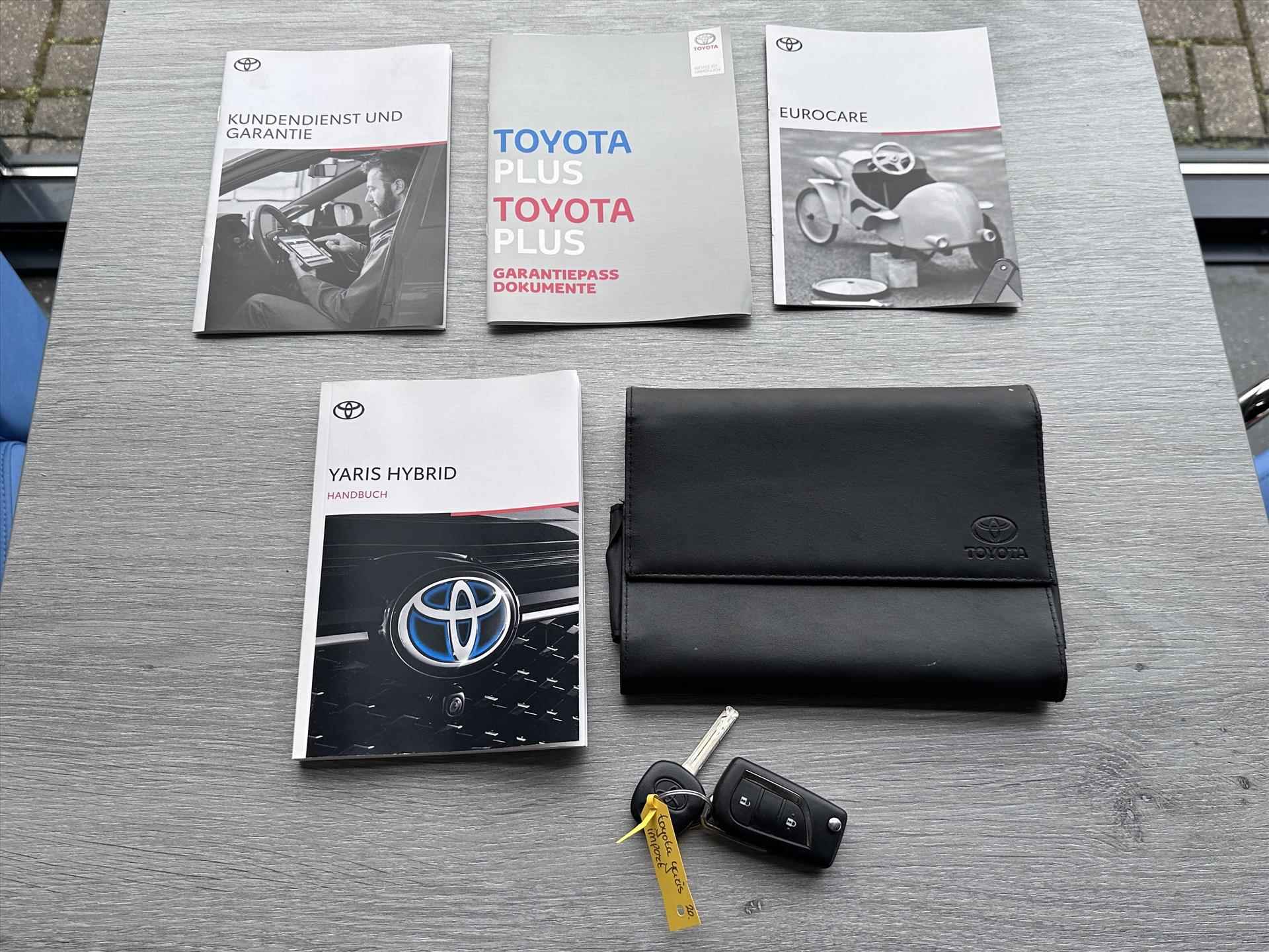 Toyota Yaris .5 Hybrid / Aut / Clima / Cruise / Camera / Navi - 38/46
