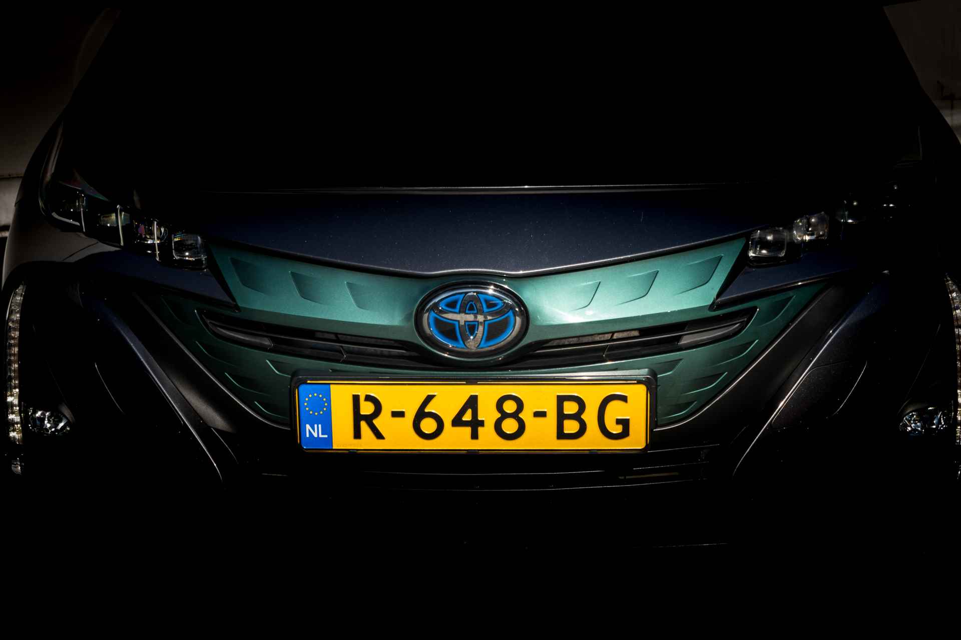 Toyota Prius 1.8 Plug-in Business Plus Solar Roof I LED I Adapt.Cruise - 20/42