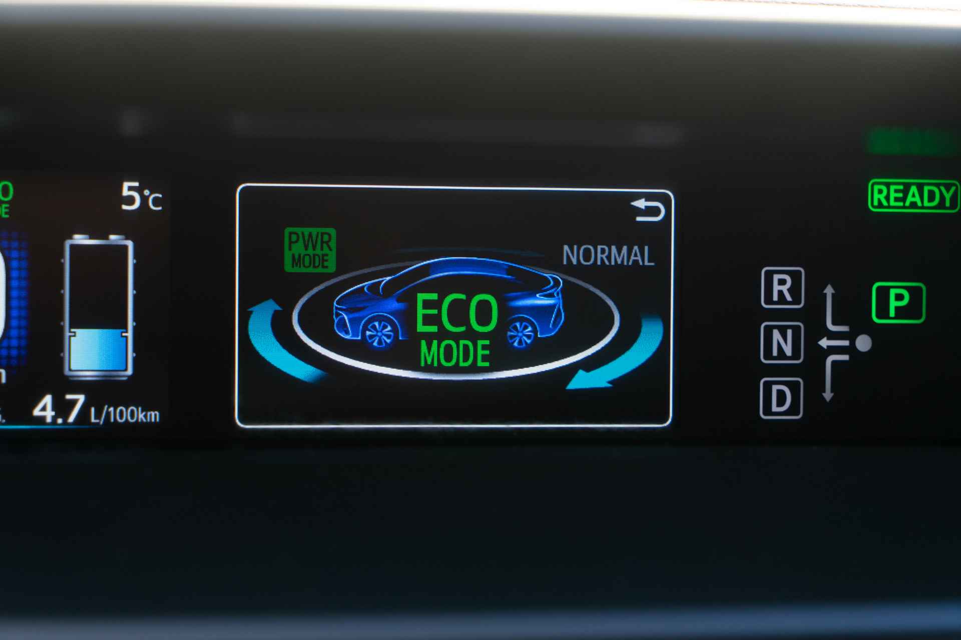 Toyota Prius 1.8 Plug-in Business Plus Solar Roof I LED I Adapt.Cruise - 36/42