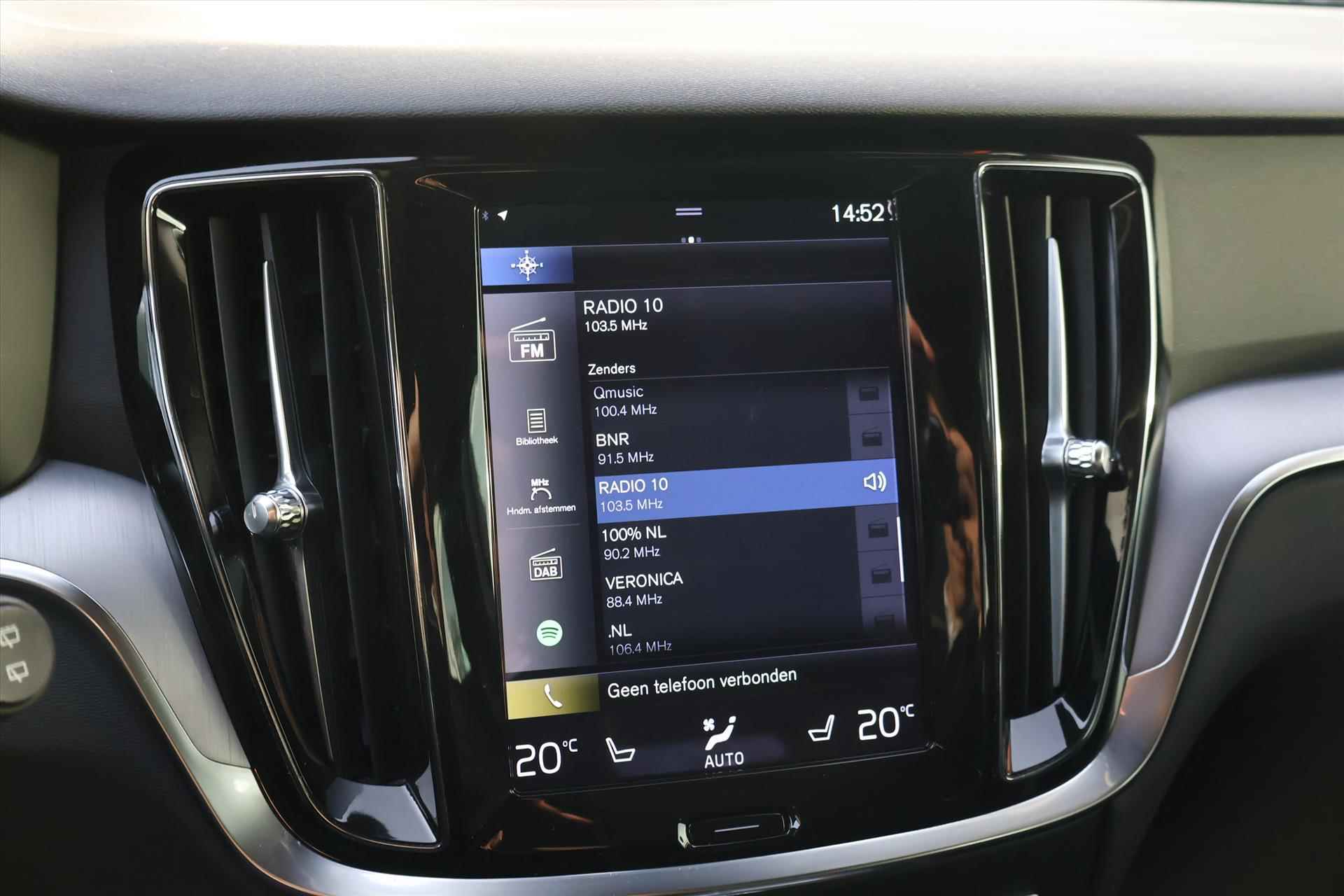 Volvo V60 B3 Momentum 163pk Geartronic Mild Hybrid | Camera | Navi | Carplay | Virtual | LED - 28/38