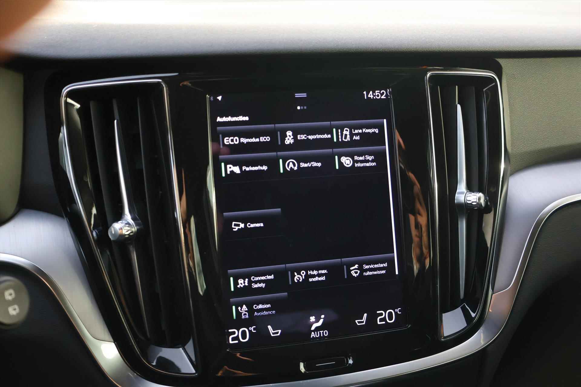 Volvo V60 B3 Momentum 163pk Geartronic Mild Hybrid | Camera | Navi | Carplay | Virtual | LED - 30/38