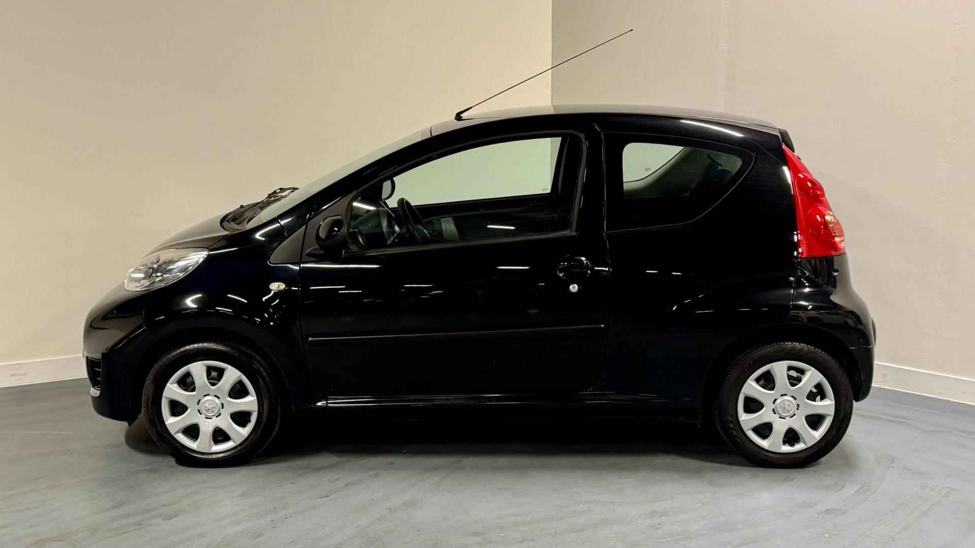 Peugeot 107 1.0-12V XS | NL-AUTO | ELEKTR. RAMEN | 12 MND. BOVAG GARANTIE | - 11/23