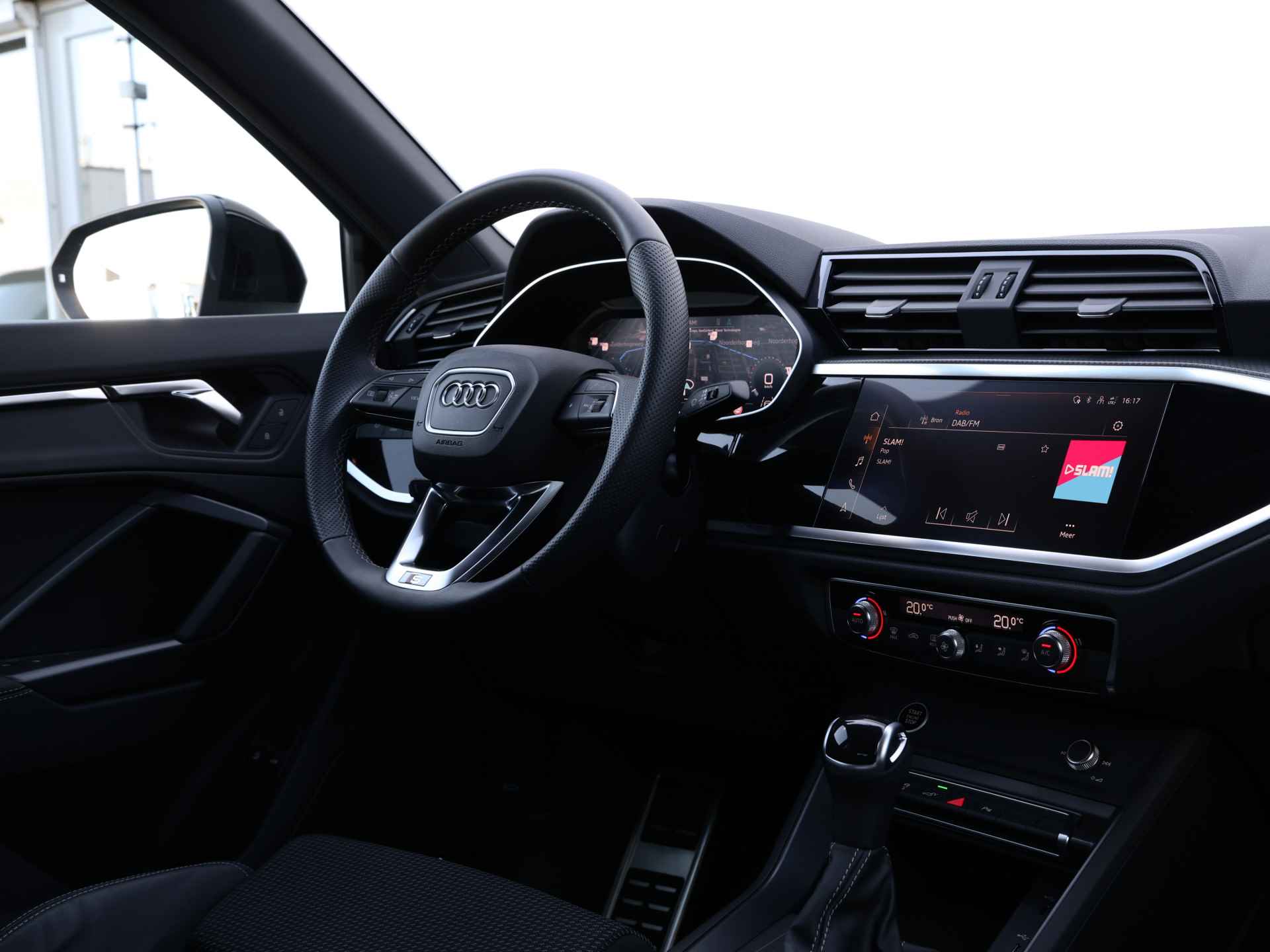 Audi Q3 45 TFSI e S edition 245pk | Achteruitrijcamera | MMI navigatie plus | Parkeerhulp plus | - 7/49