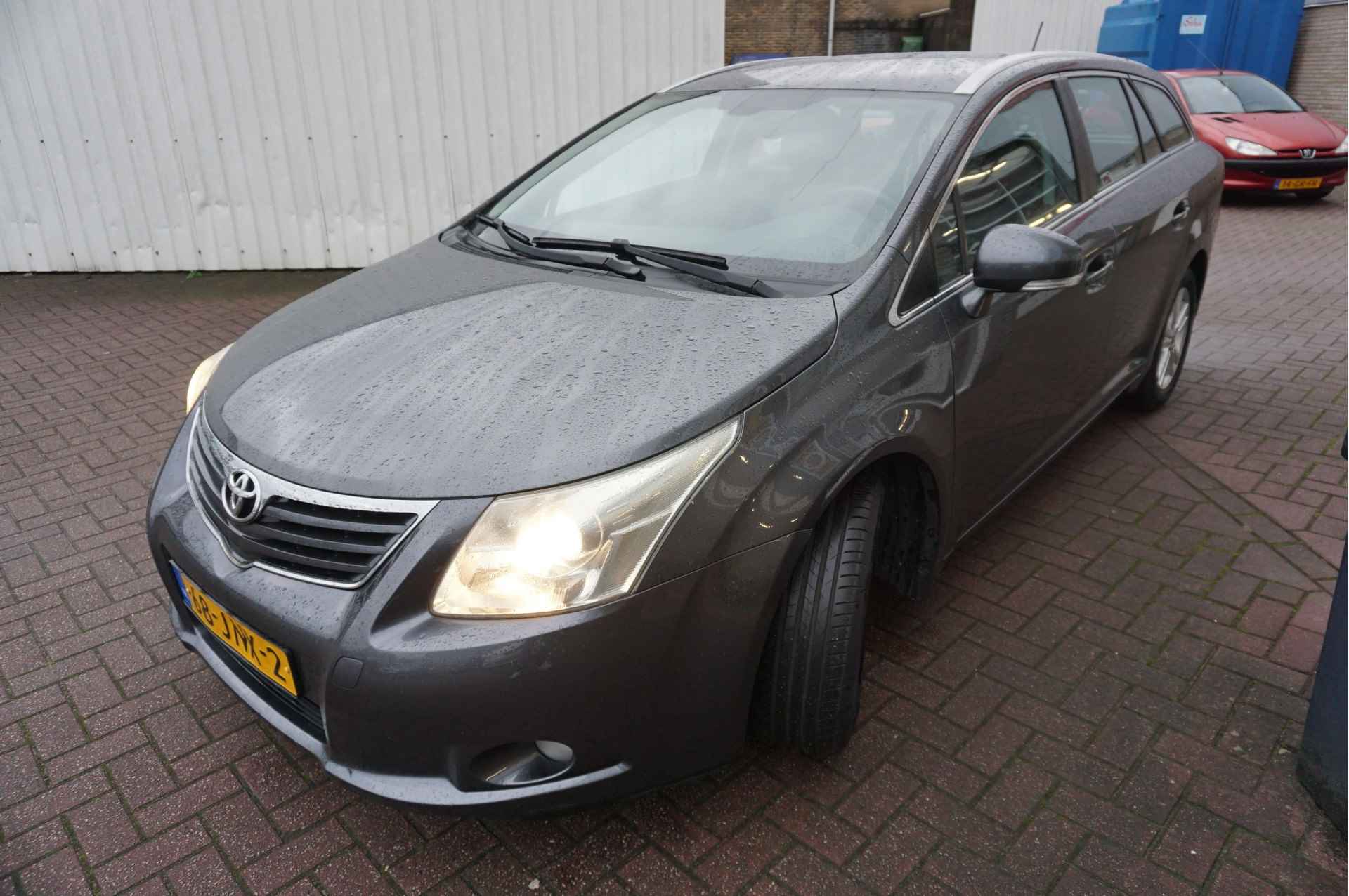 Toyota Avensis wagon 1.8I VVTi Dynamic - 5/22