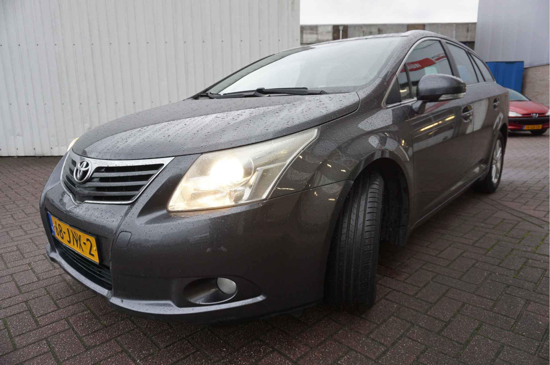 Toyota Avensis wagon 1.8I VVTi Dynamic - 9/22