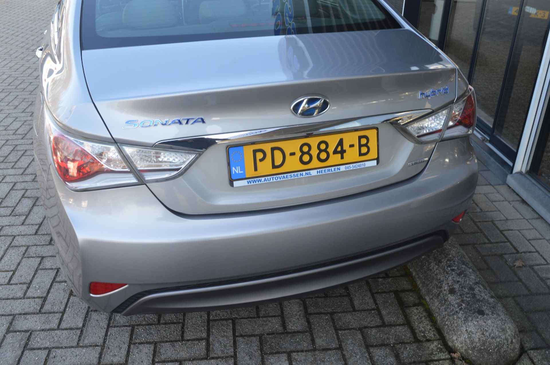 Hyundai SONATA HYBRID 2.4 146KW Automaat Camera Leder 59.645 miles! - 8/19