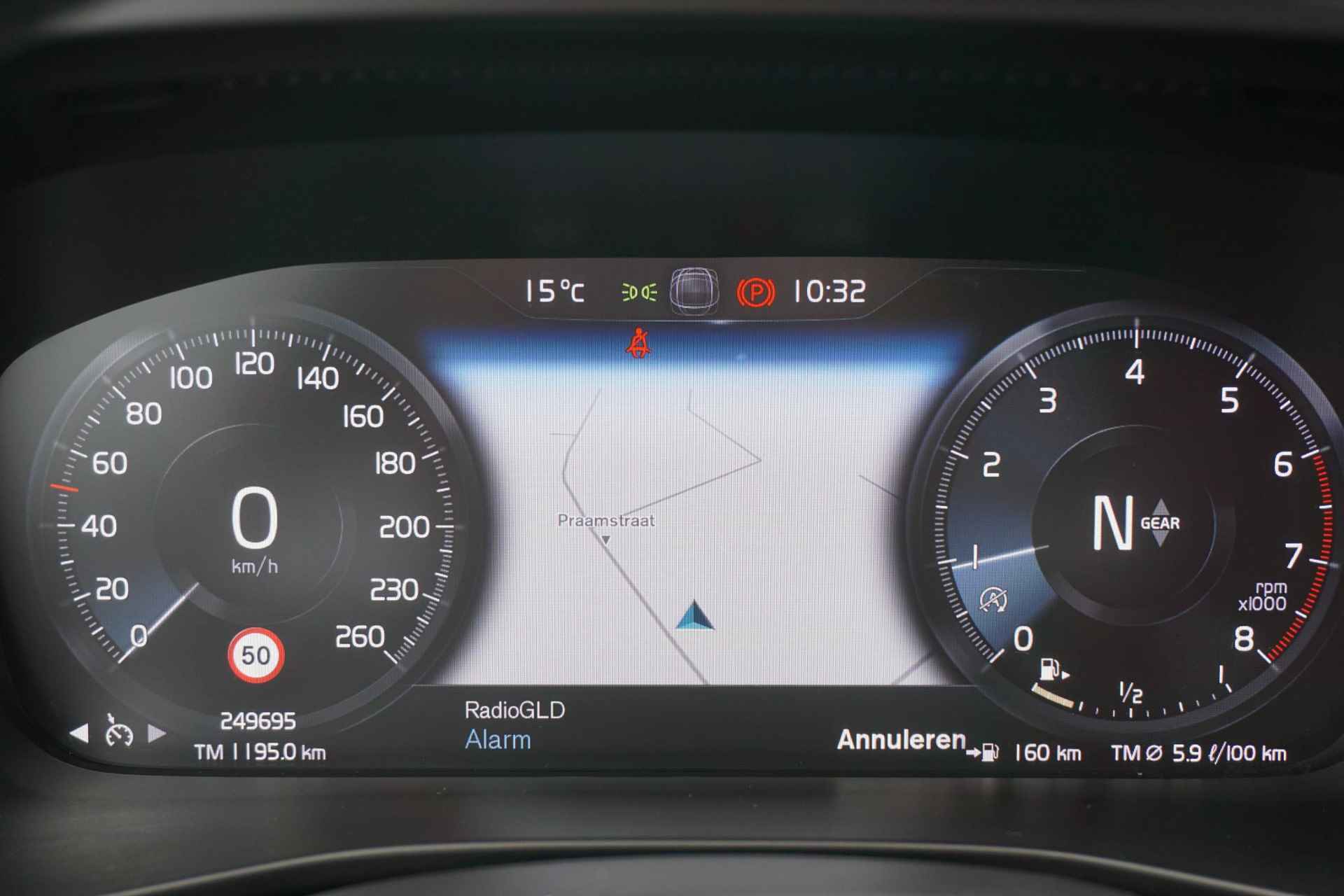 Volvo XC40 1.5 T3 Kinetic | Navigatie | Cruise controle | Parkeersensoren voor + achter | LED | - 13/29