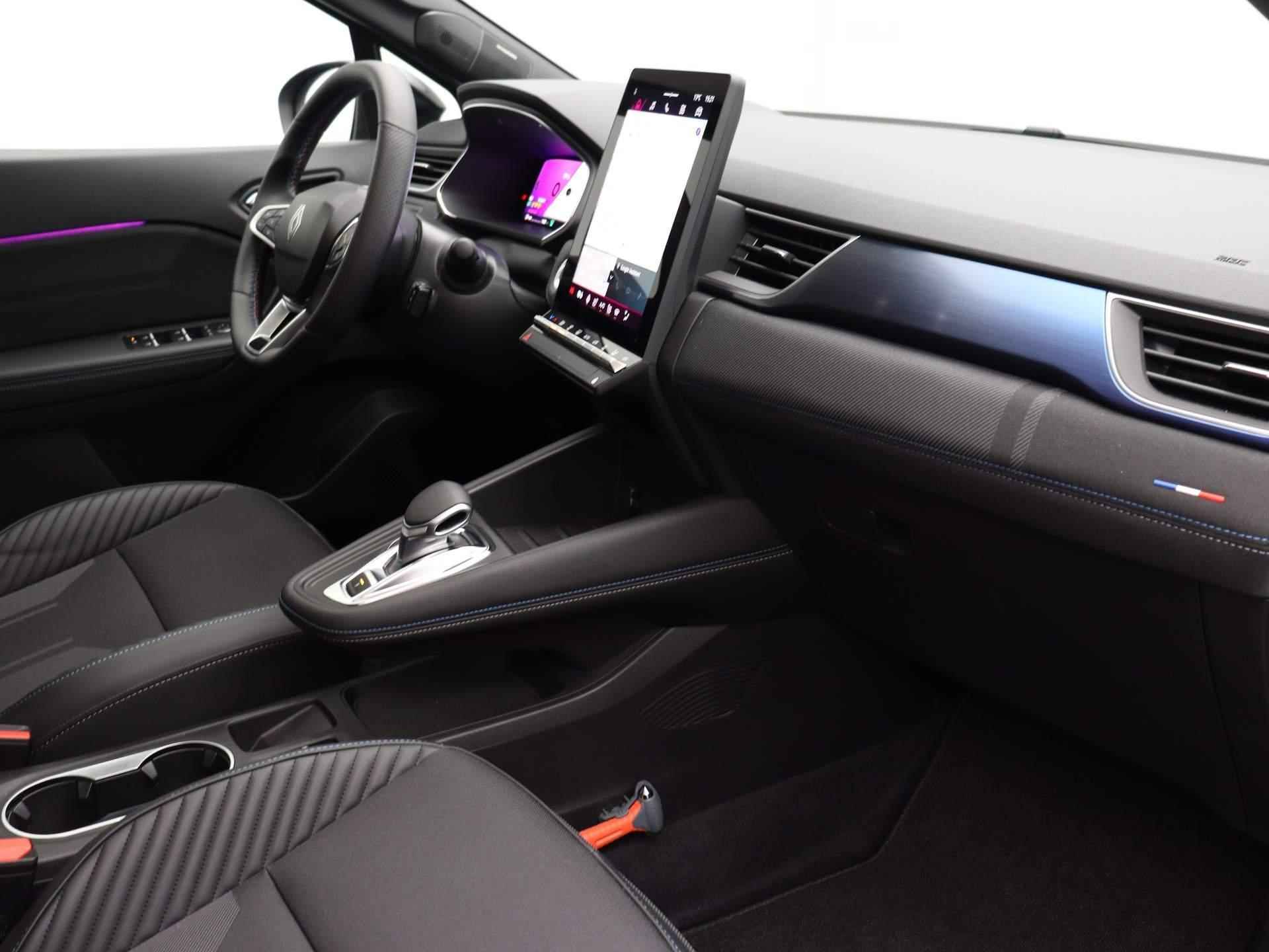 Renault Symbioz 1.6 E-Tech hybrid 145 esprit Alpine | Demo | Apple Carplay & Android Auto | Solarbay Panoramadak | Lichtmetalen Velgen 19' Inch | Navigatie | Premium geluid systeem Herman Kardon | - 22/26