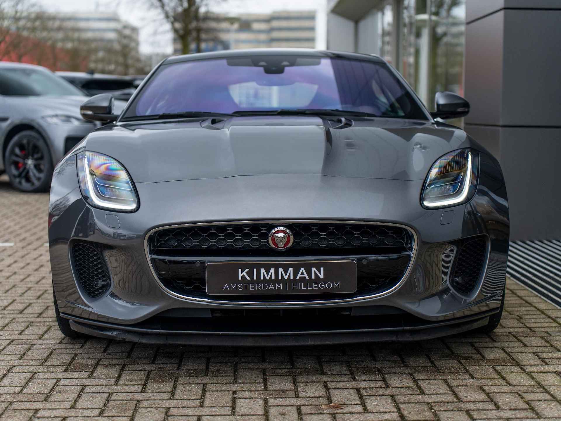 Jaguar F-TYPE 2.0T R-Dynamic - 5/34