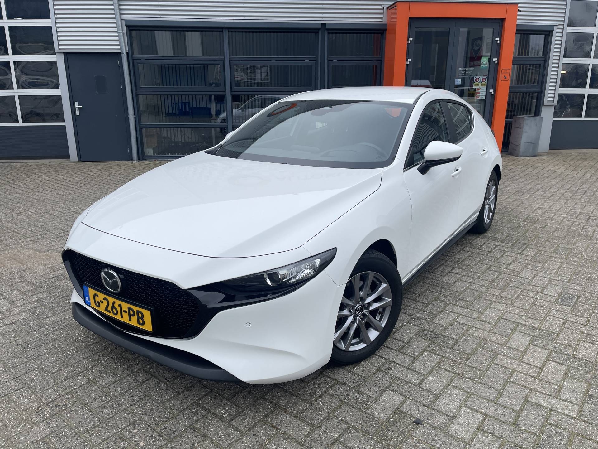 Mazda 3 2.0 SkyActiv-X 180 Comfort met Bose NL-Auto / Led koplampem / Leder / Bose / Trekhaak / Navi / Camera / Apple/Android Carplay / - 10/29