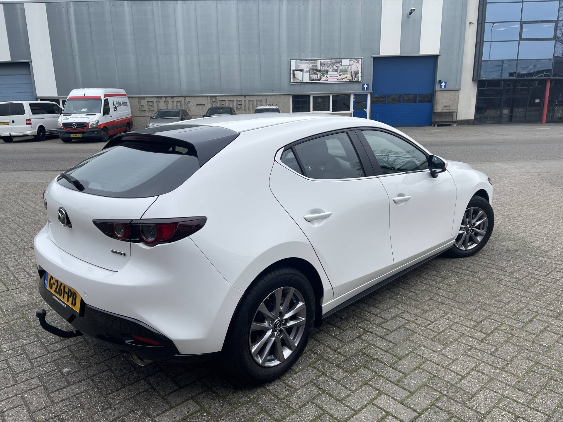 Mazda 3 2.0 SkyActiv-X 180 Comfort met Bose NL-Auto / Led koplampem / Leder / Bose / Trekhaak / Navi / Camera / Apple/Android Carplay / - 12/29