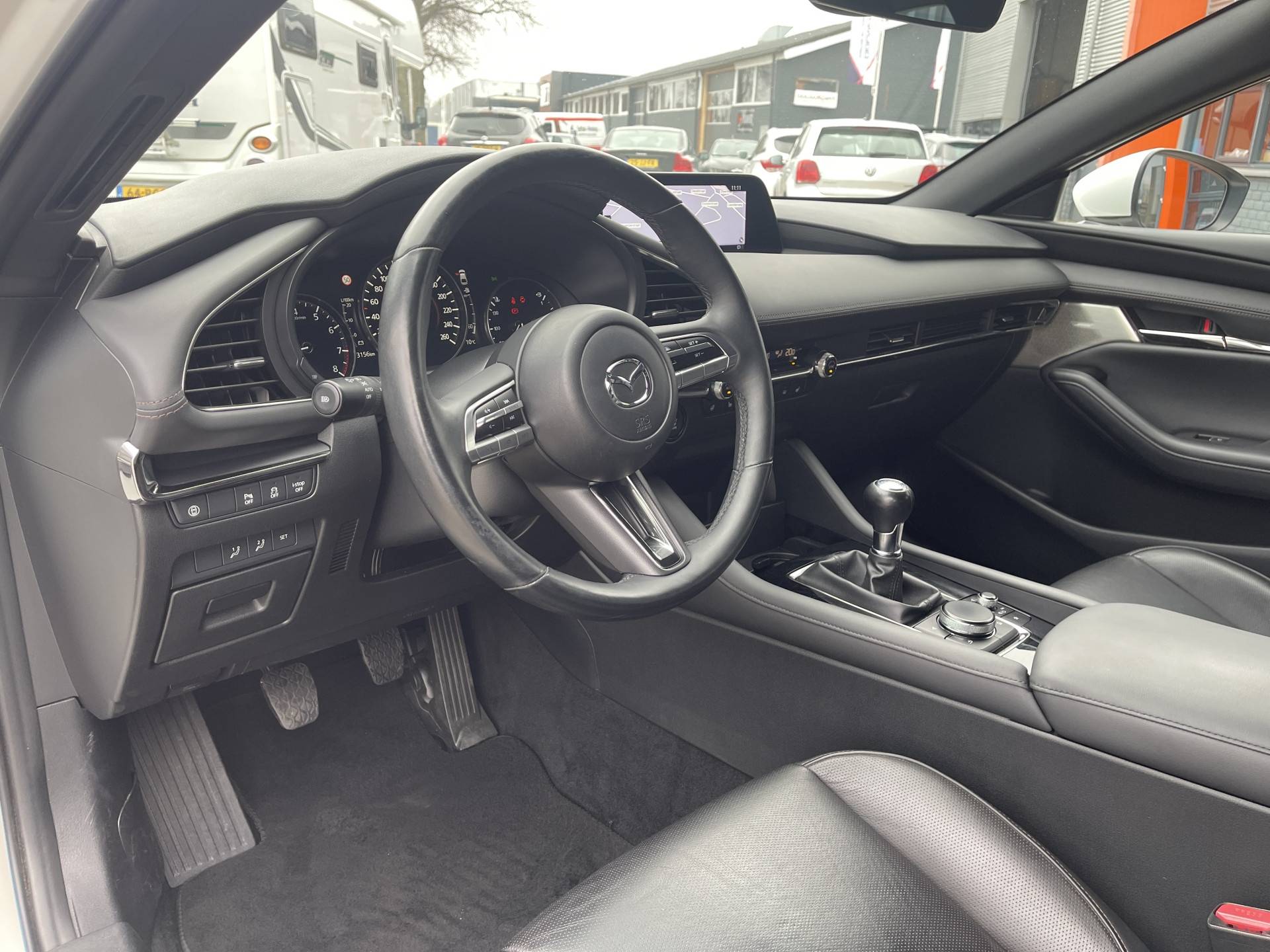 Mazda 3 2.0 SkyActiv-X 180 Comfort met Bose NL-Auto / Led koplampem / Leder / Bose / Trekhaak / Navi / Camera / Apple/Android Carplay / - 20/29