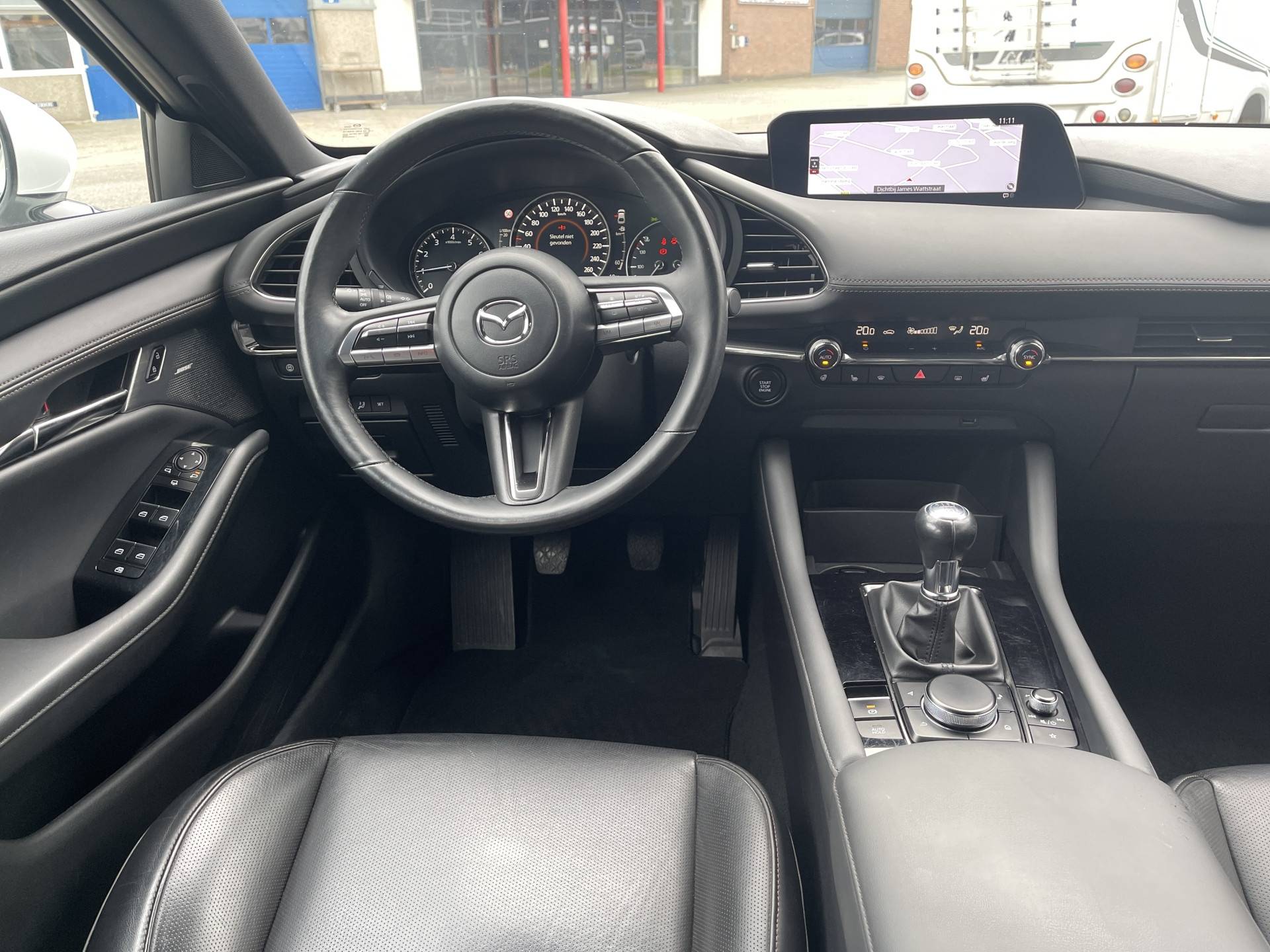 Mazda 3 2.0 SkyActiv-X 180 Comfort met Bose NL-Auto / Led koplampem / Leder / Bose / Trekhaak / Navi / Camera / Apple/Android Carplay / - 21/29