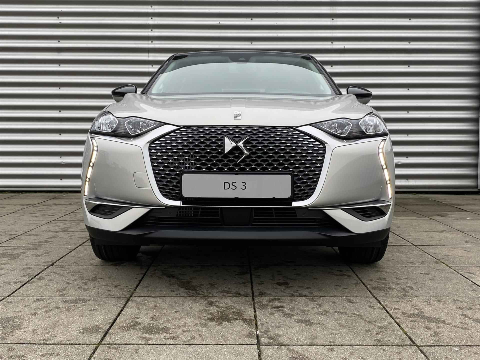 DS Ds 3 Crossback 1.2 PureTech 100pk Roofs Of Paris | Navigatie | Parkeersensoren | Climate Control - 3/35