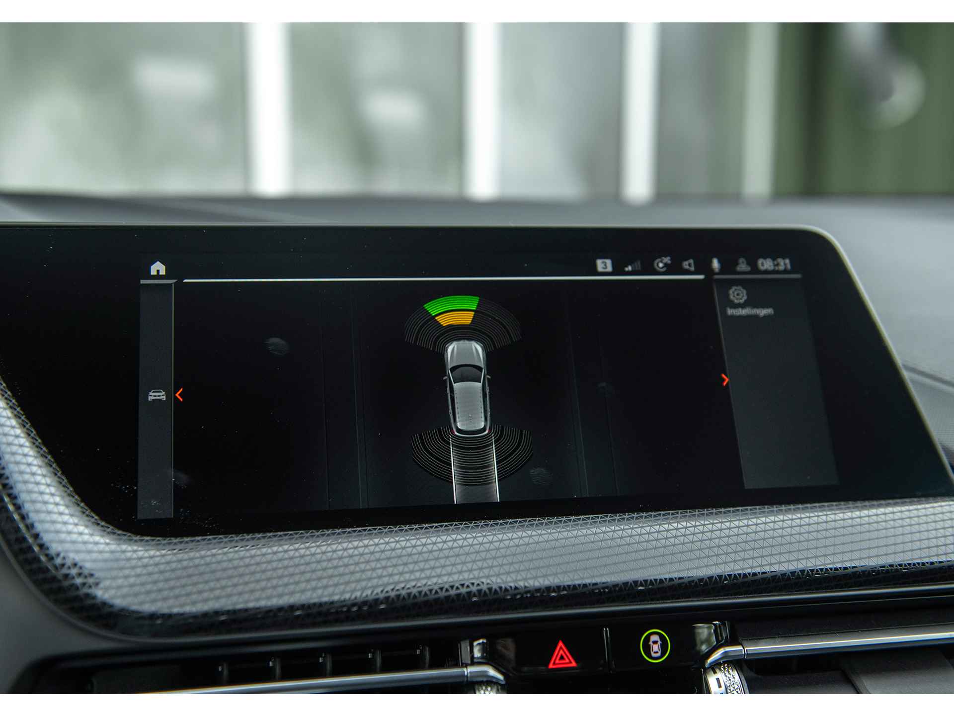 BMW 1-serie 118iA Business Edition Executive Sport Line | Live Cockpit Prof. | Sportstoelen | Adaptive LED | Apple Carplay/Android Auto | 17" Lichtmetaal | Stoel- & stuurverwarming | Alarm Kl. III - 17/51