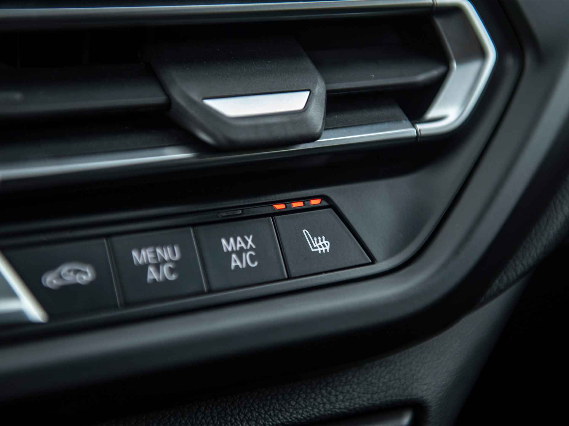 BMW 1-serie 118iA Business Edition Executive Sport Line | Live Cockpit Prof. | Sportstoelen | Adaptive LED | Apple Carplay/Android Auto | 17" Lichtmetaal | Stoel- & stuurverwarming | Alarm Kl. III - 27/51