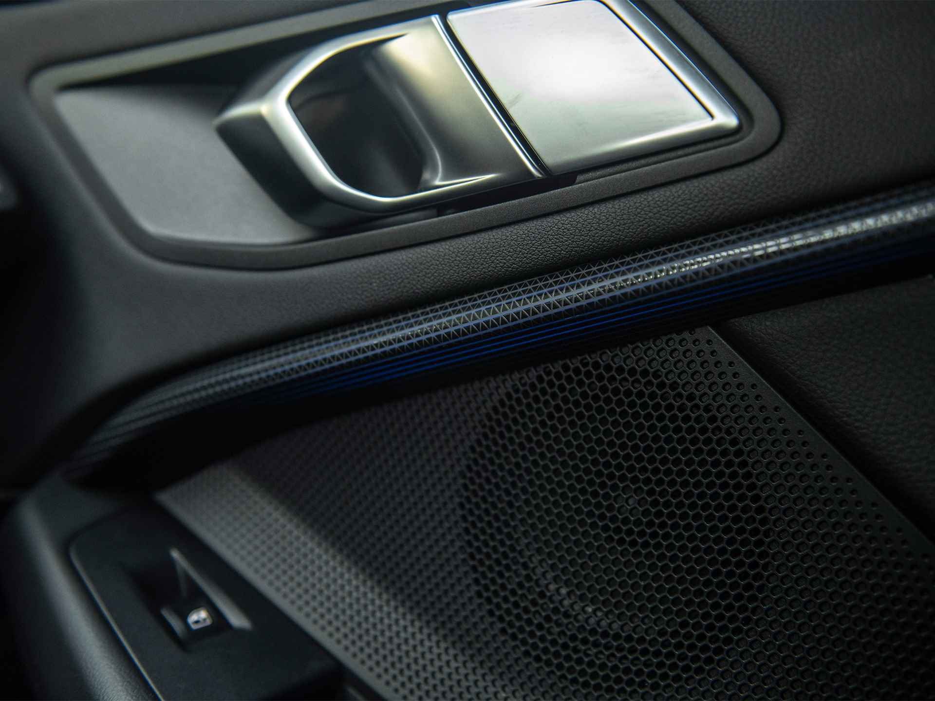 BMW 1-serie 118iA Business Edition Executive Sport Line | Live Cockpit Prof. | Sportstoelen | Adaptive LED | Apple Carplay/Android Auto | 17" Lichtmetaal | Stoel- & stuurverwarming | Alarm Kl. III - 38/51