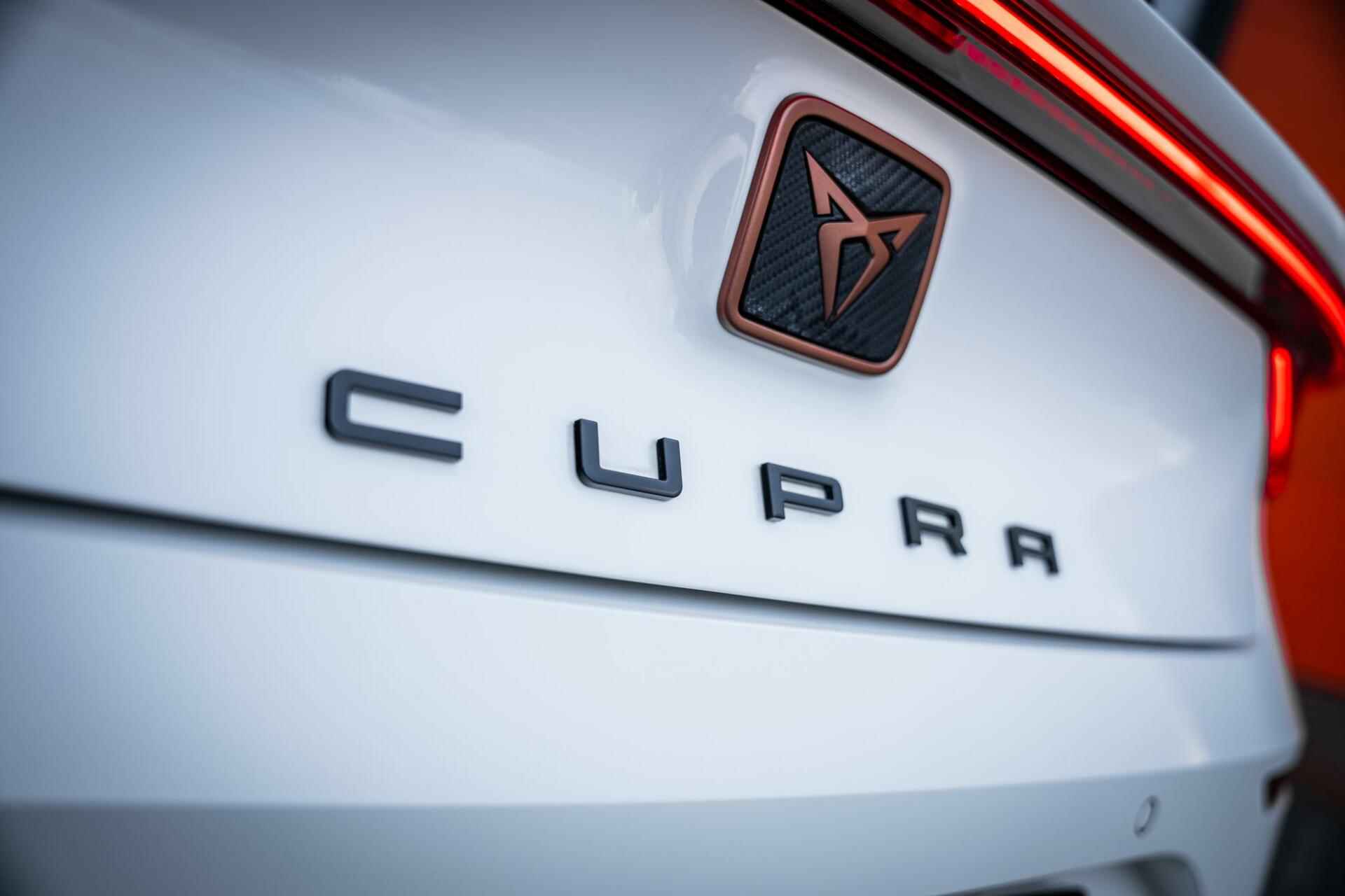 CUPRA Leon 1.4 e-Hybrid VZ Performance*PANO*SFEER*KEYLESS* - 11/69