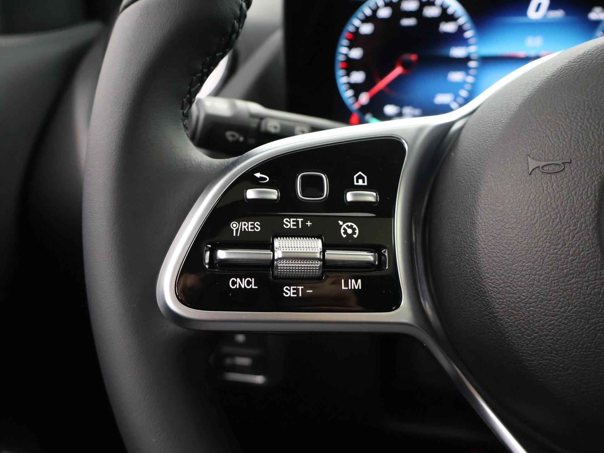Mercedes-Benz EQA 250+ Business Edition 71 kWh Panoramadak | Getinte ramen | Memory stoelen | 360gr camera - 38/52