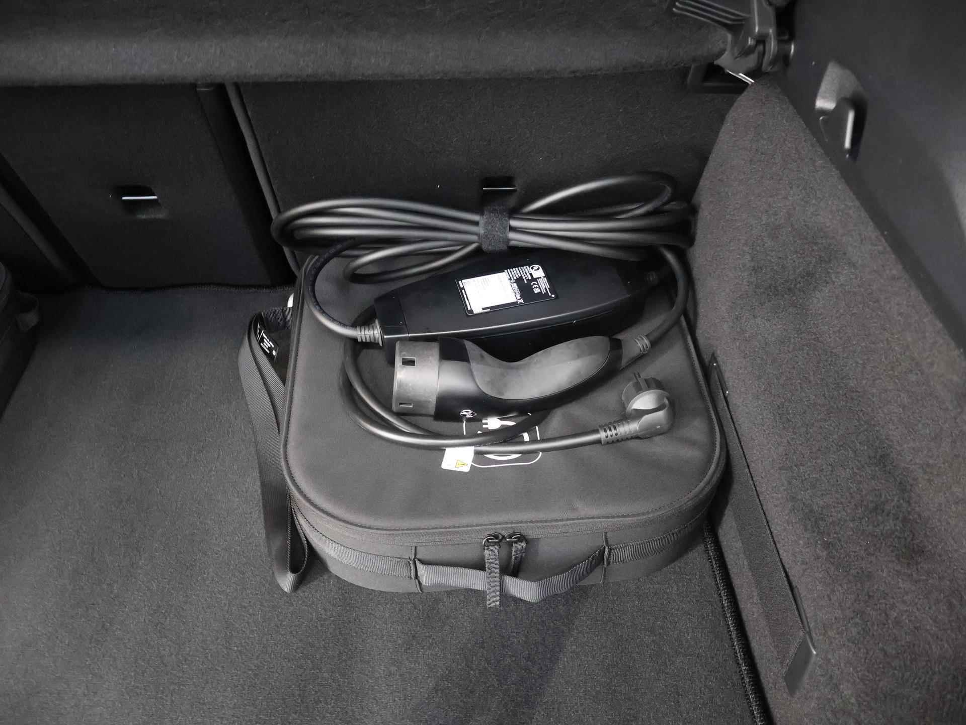 Mercedes-Benz EQA 250+ Business Edition 71 kWh Panoramadak | Getinte ramen | Memory stoelen | 360gr camera - 46/52