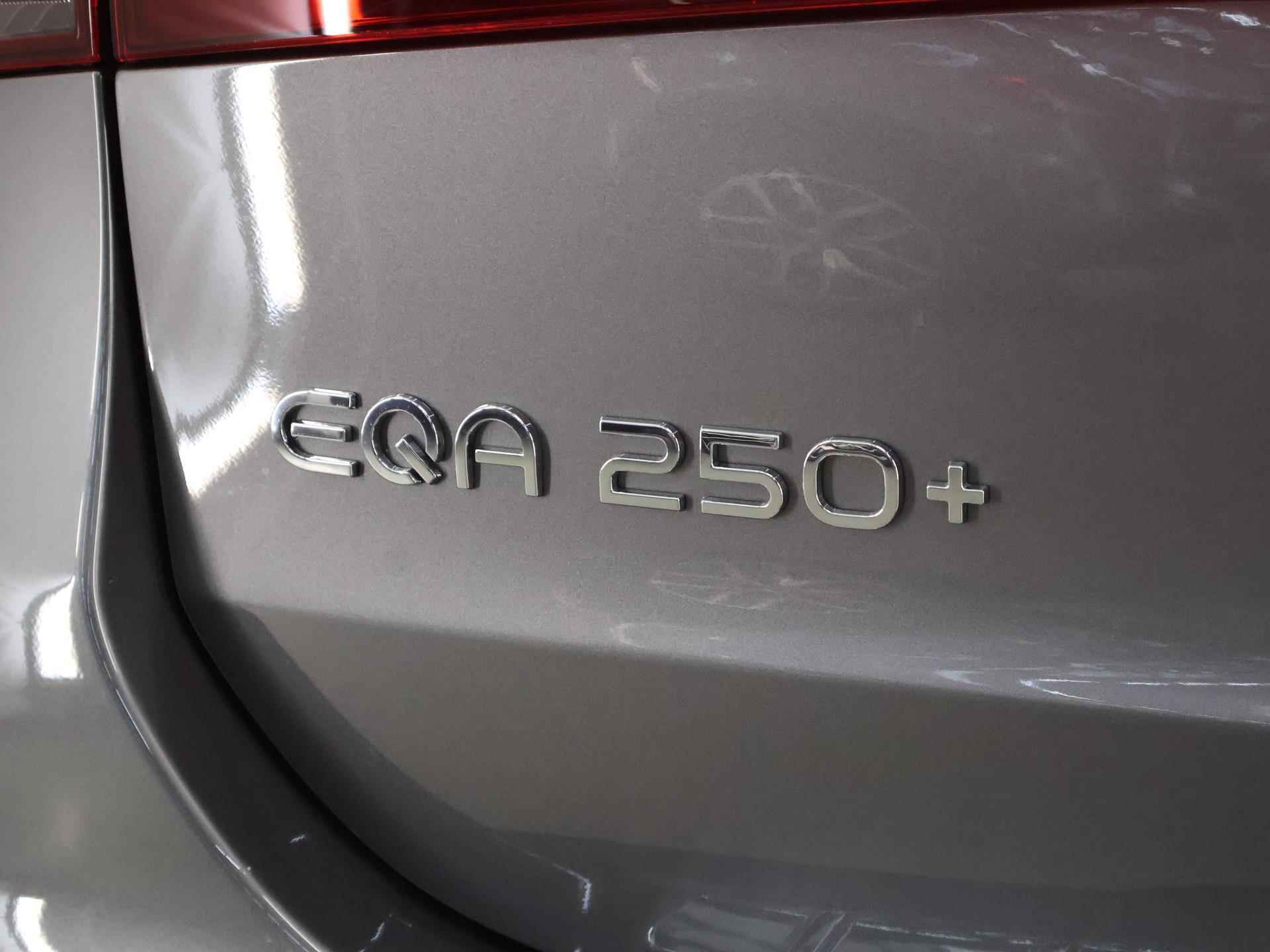 Mercedes-Benz EQA 250+ Business Edition 71 kWh Panoramadak | Getinte ramen | Memory stoelen | 360gr camera - 48/52