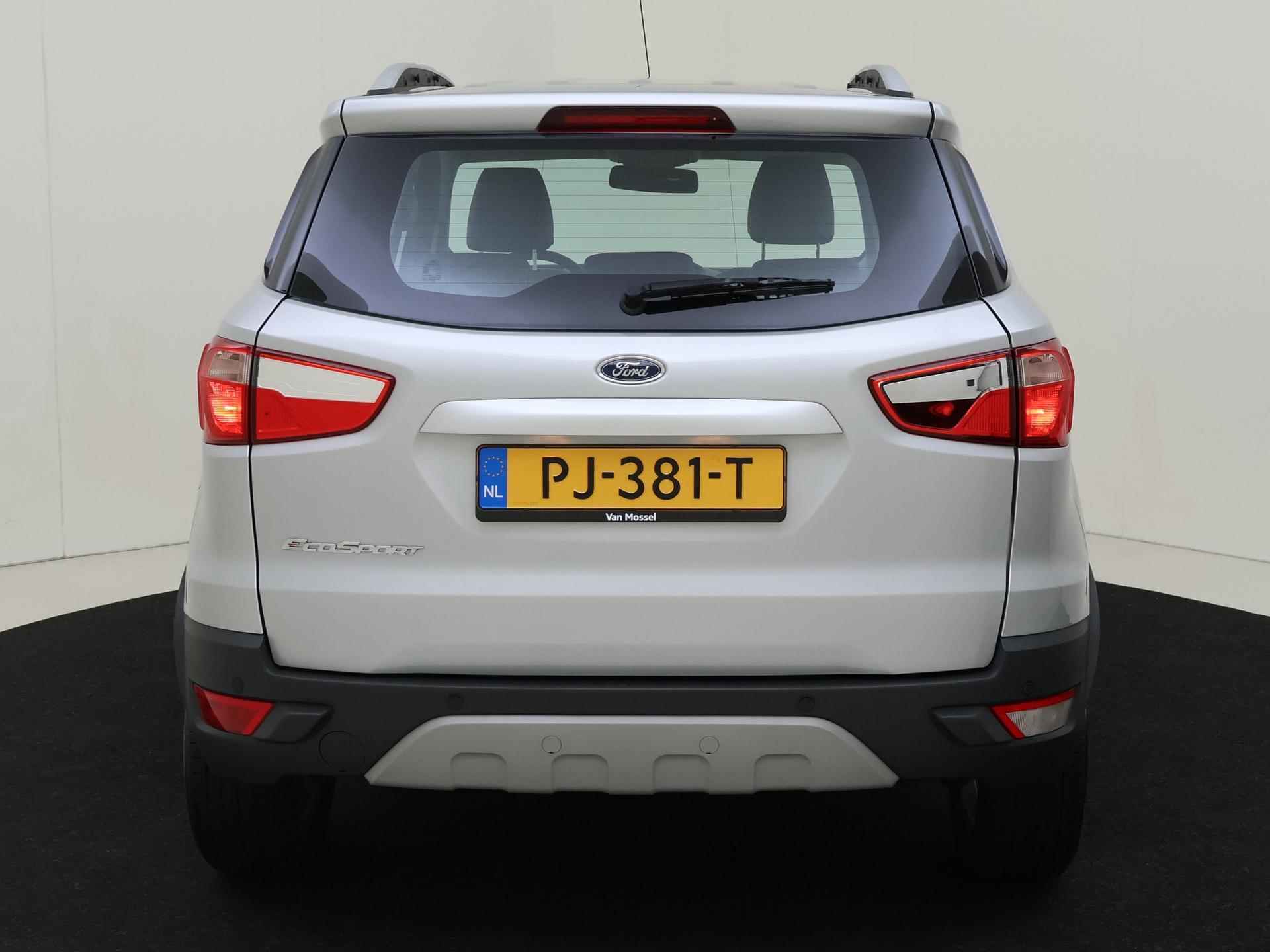 Ford EcoSport 1.5 Ti-VCT Titanium - 8/26