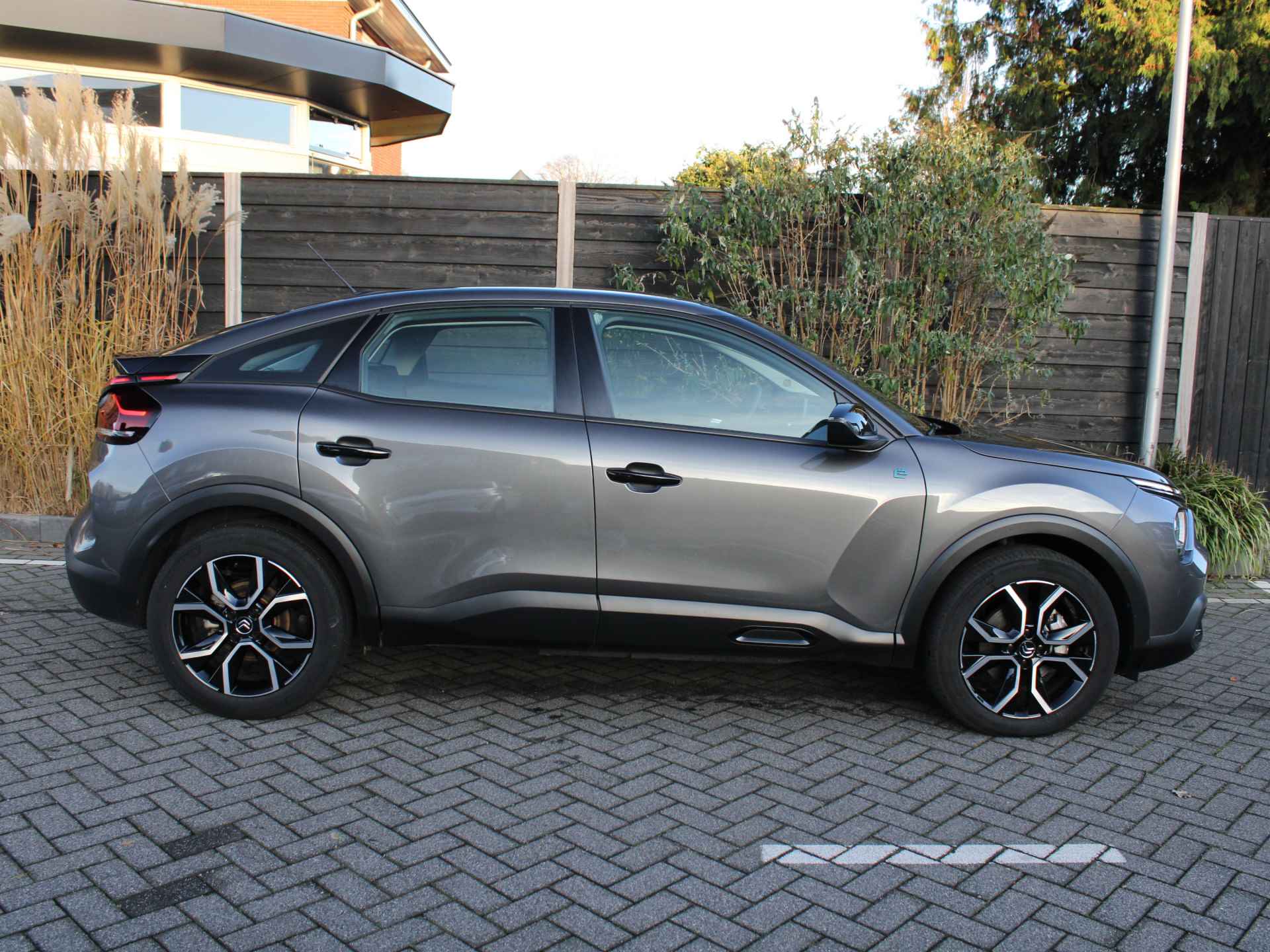 Citroën Ë-C4 Feel 50 kWh 136PK Achteruitrijcamera, Cruise Control, Parkeersensoren Achter, Led Koplampen, Lichtmetalen Velgen - 7/33