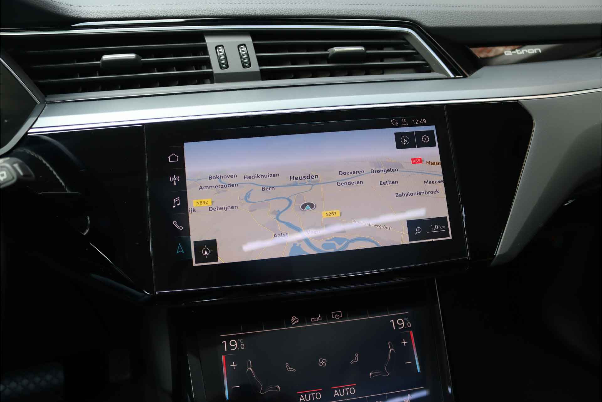 Audi e-tron e-tron 50 Quattro Launch edition plus 71 kWh, 31.000,- netto ex, Luchtvering, Panoramadak, Leder, Memory, Adaptieve Cruise Control, Standkachel, MMI Navigation Plus, DAB, Hulppakket Tour, Stoelverwarming, LED, Etc. - 9/43