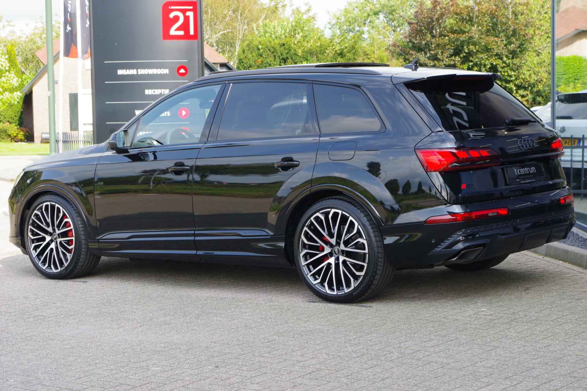 Audi Q7 60 TFSI e 490 PK Quattro *FACELIFT* Competition S-Line Pro Line PHEV, Nw. Prijs 150.000,- euro. RS-Sportstoelen, Panoramadak, Tr - 18/72