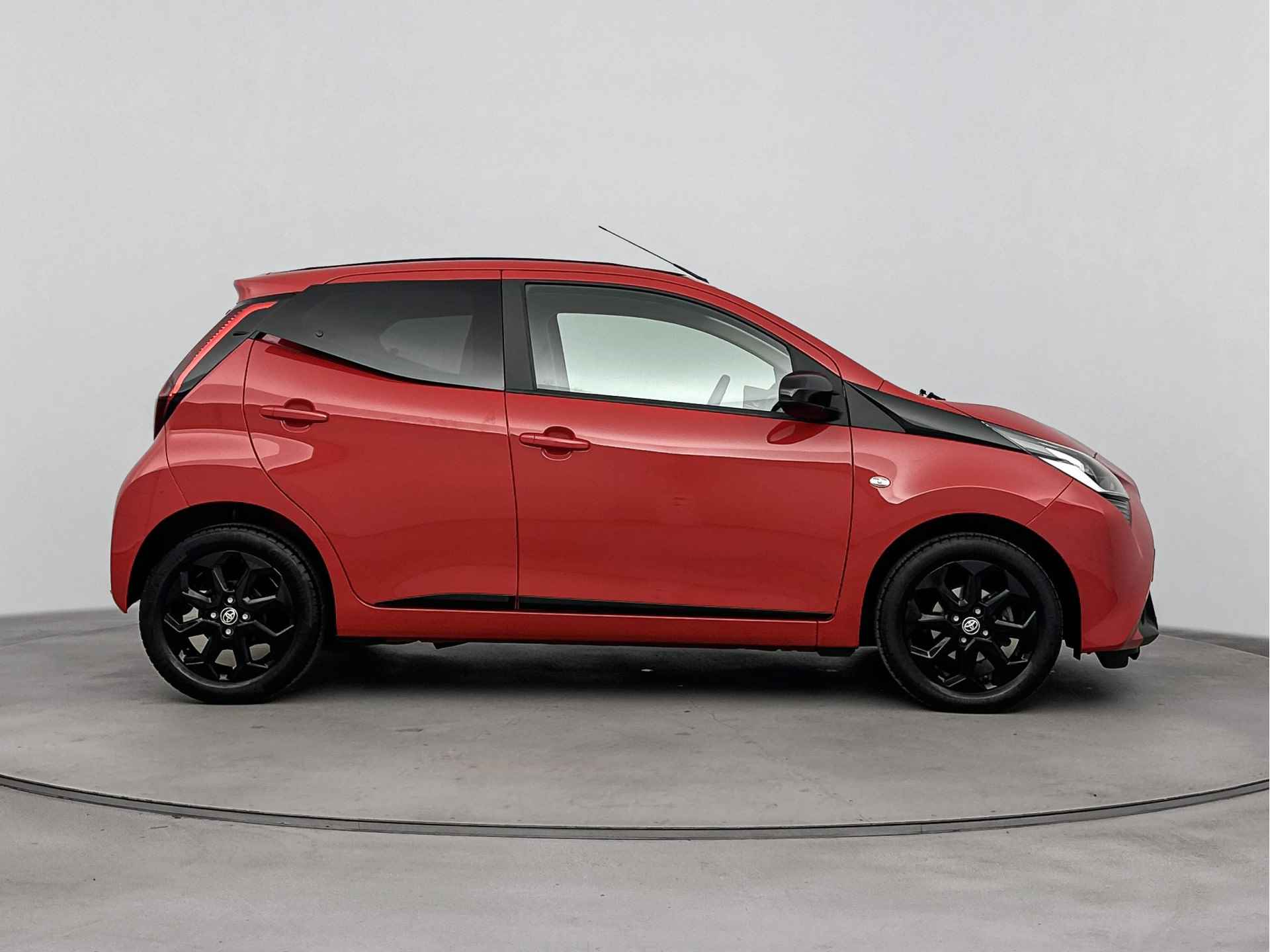 Toyota Aygo 1.0 VVT-i x-joy cabrio | Automaat | Climate Control | LM velgen | Apple Carplay/Android Auto | - 14/38