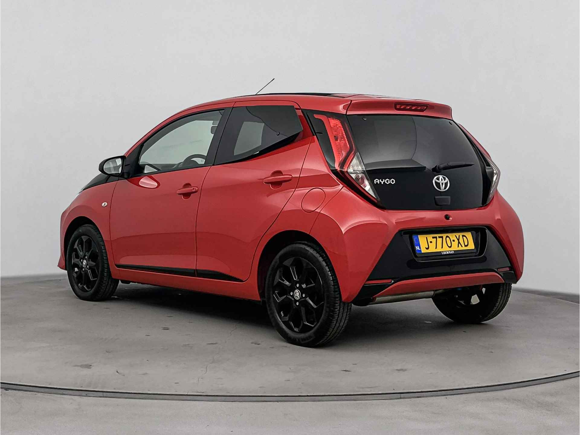 Toyota Aygo 1.0 VVT-i x-joy cabrio | Automaat | Climate Control | LM velgen | Apple Carplay/Android Auto | - 15/38