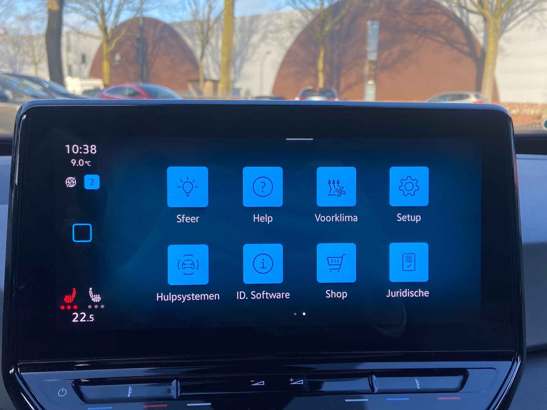 Volkswagen ID.3 Pro 58 kWh VAN 30.900 VOOR 29.220 EINDEJAARSVOORDEEL 1.680 | NAVI BY CARPLAY | STOELVERWARMING - 18/27