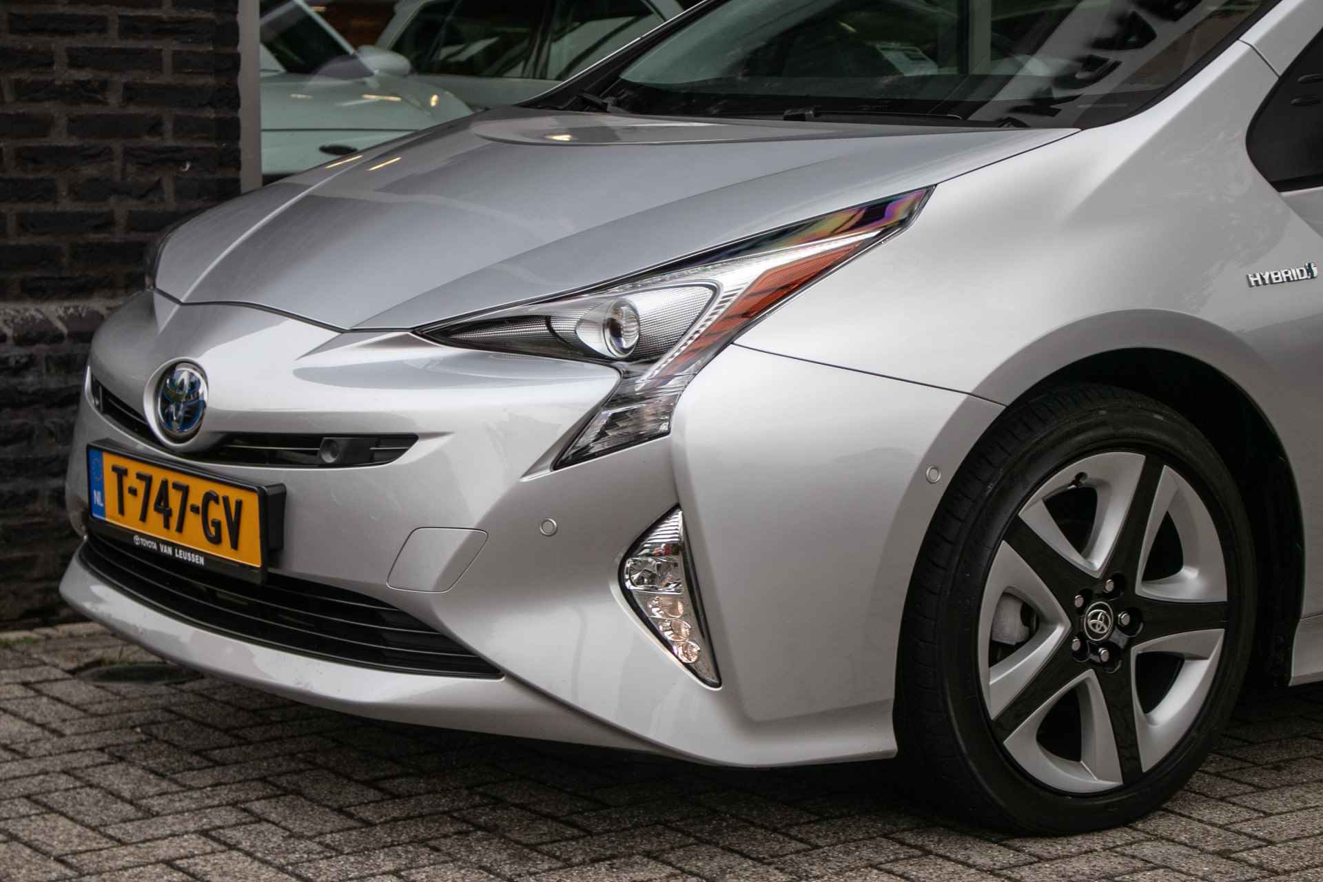 Toyota Prius 1.8 Dynamic - All-in rijklrprs | zuinige betrouwbare hybrid - 26/44