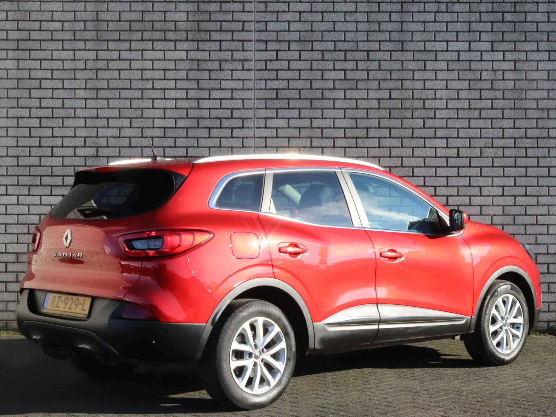 Renault Kadjar 1.2 TCe 130 EDC Automaat Intens | Trekhaak | Achteruitrijcamera | Navigatie | - 3/35