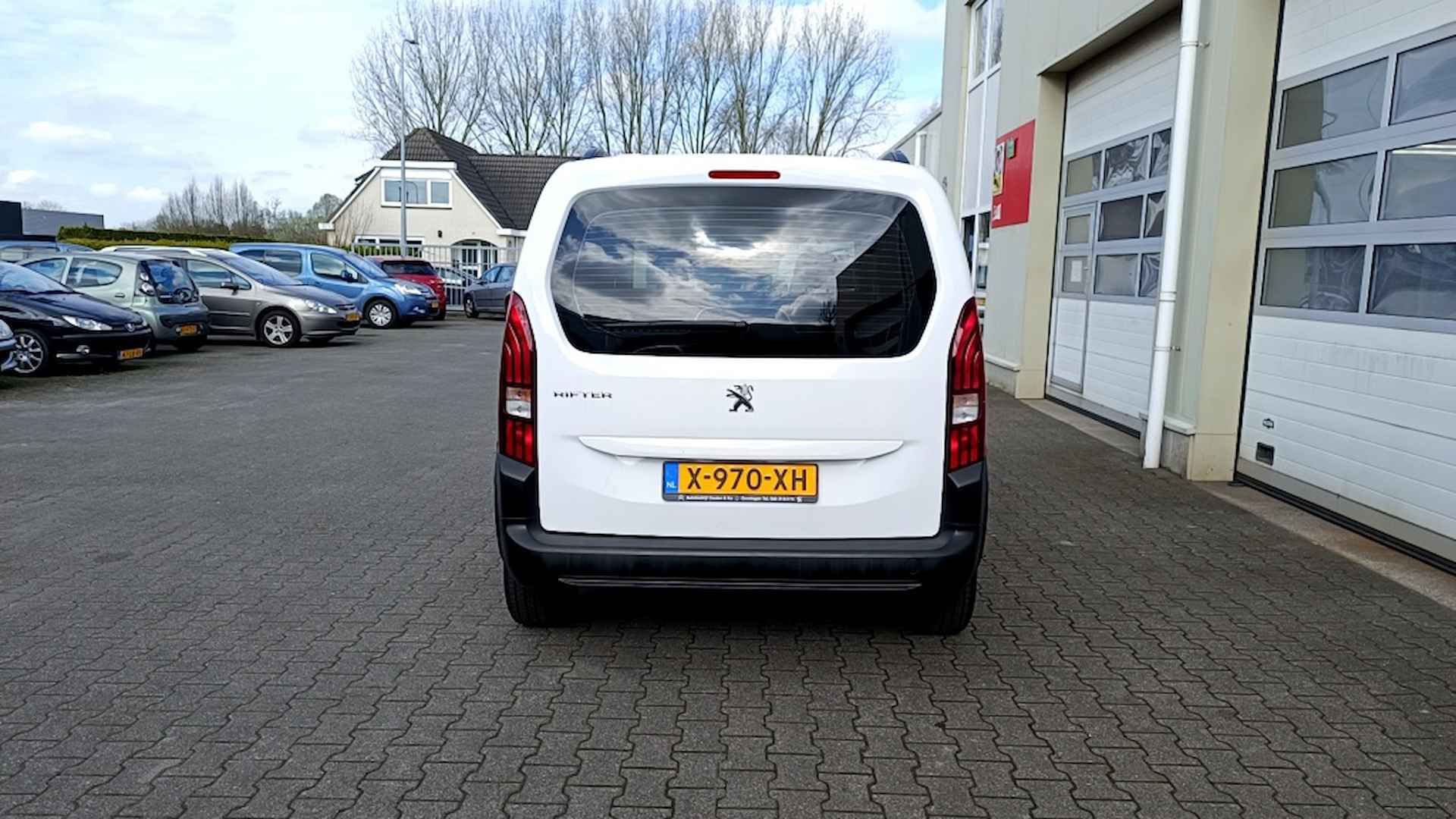 Peugeot Rifter 1.2 Puretech Allure - 6/29