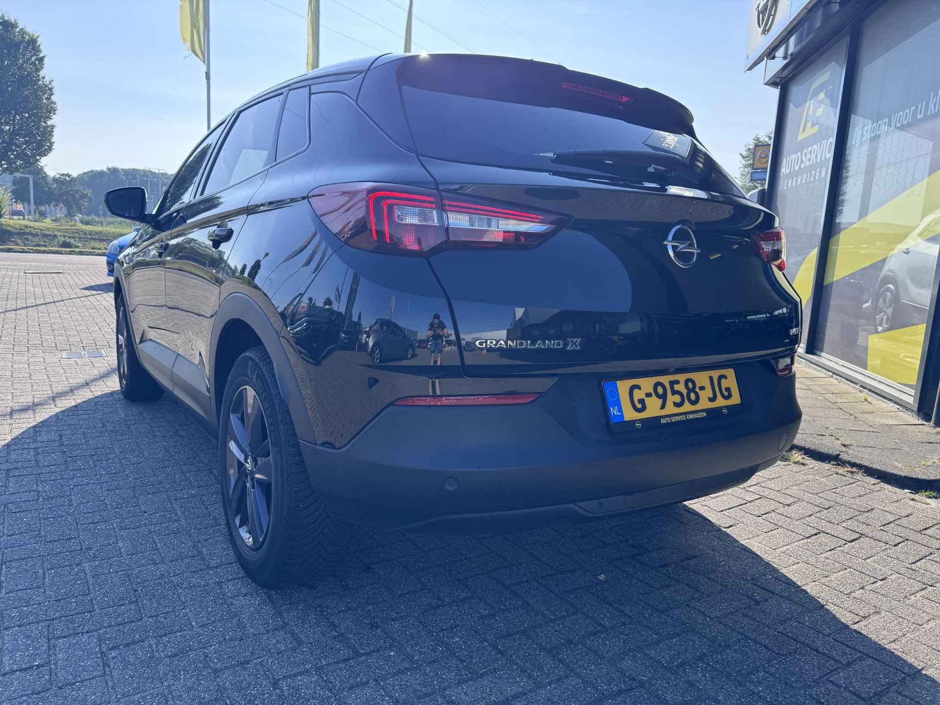 Opel Grandland X 1.2 Turbo 120 Jaar Edition Zeer nette auto !! Rijklaar incl. Garantie | Prachtige auto!! | LMV | Clima | Navi | Carplay | Camera - 32/54