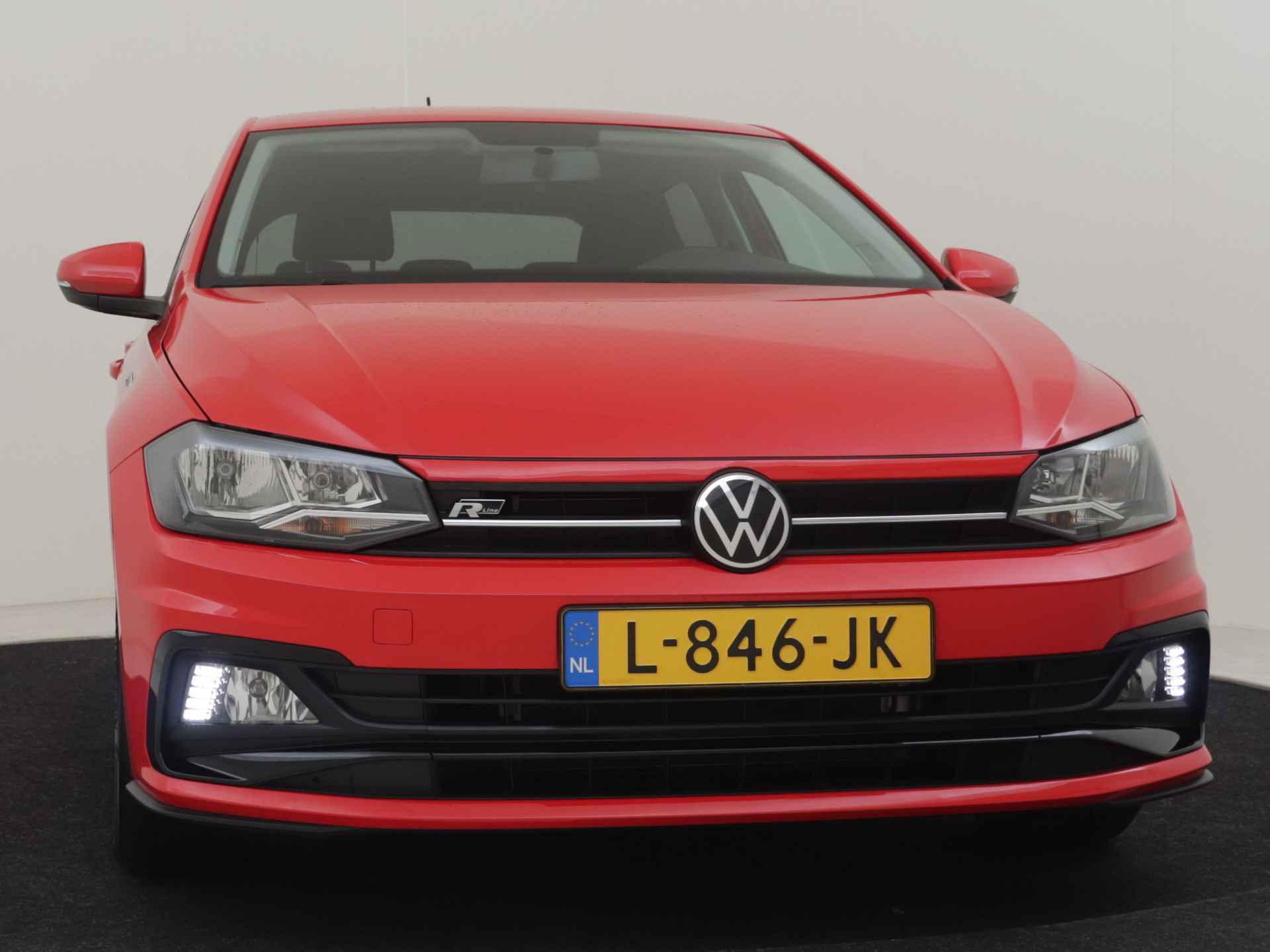 Volkswagen Polo 1.0 TSI 96pk R-Line Edition | 100% Dealeronderhouden | 1ste eigenaar | Adaptive cruise control | DAB radio | Apple Carplay/Andro - 22/32