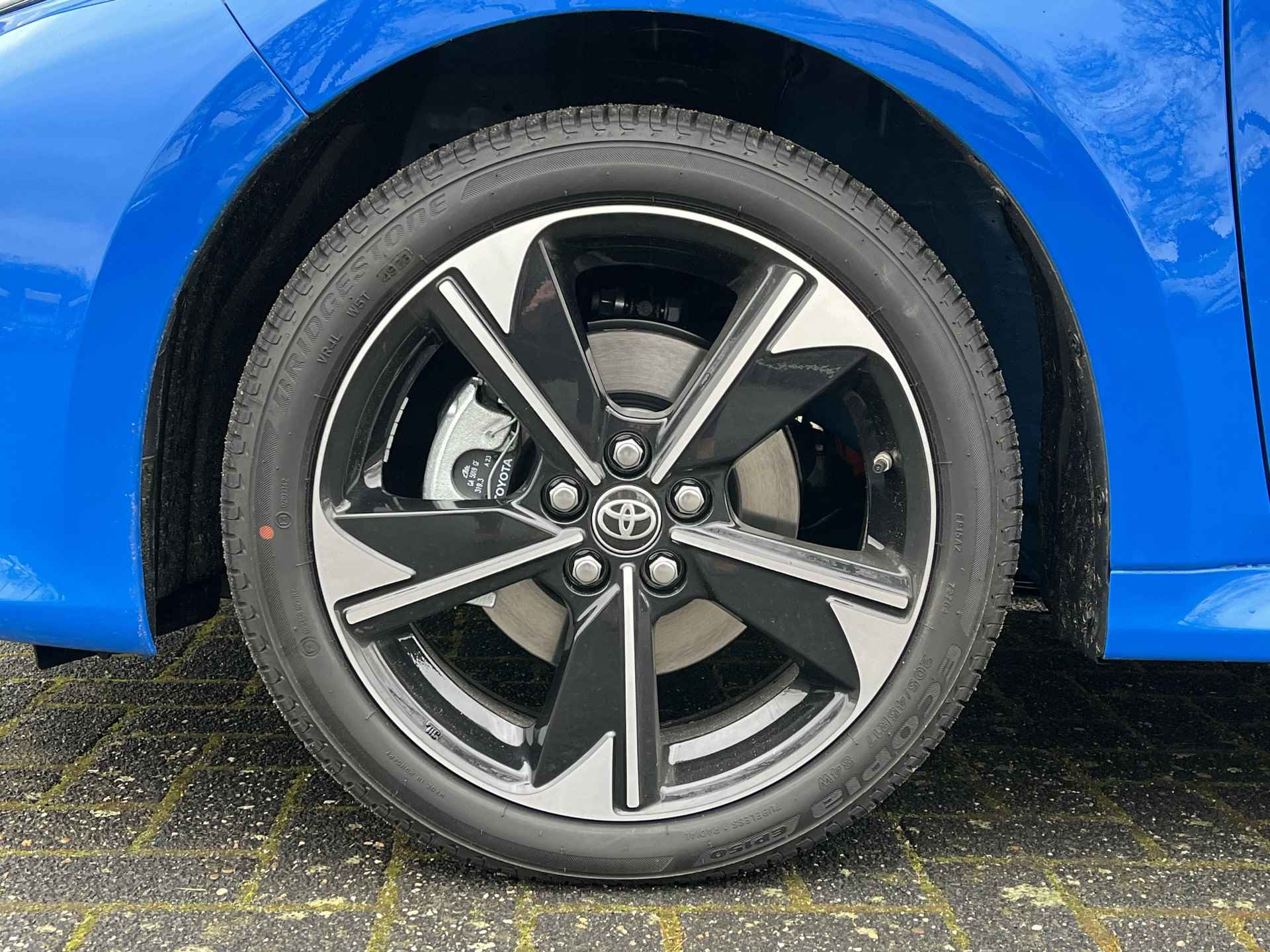 Toyota Yaris Hybrid 130 Launch Edition | Demonstratie auto | 130PK Hybrid | Neptune blue metallic met zwart dak | - 10/26