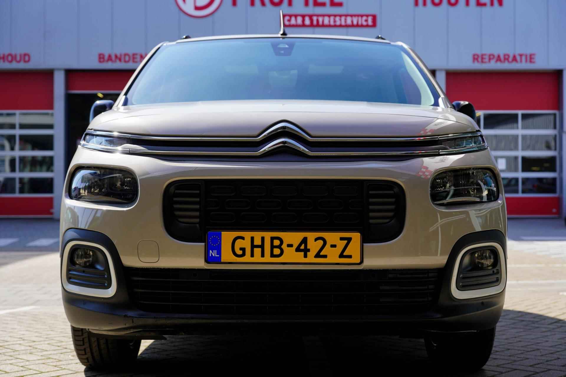 Citroen Berlingo 1.2 PureTech Shine Automaat | Camera | Carplay | Panoramadak - 38/38