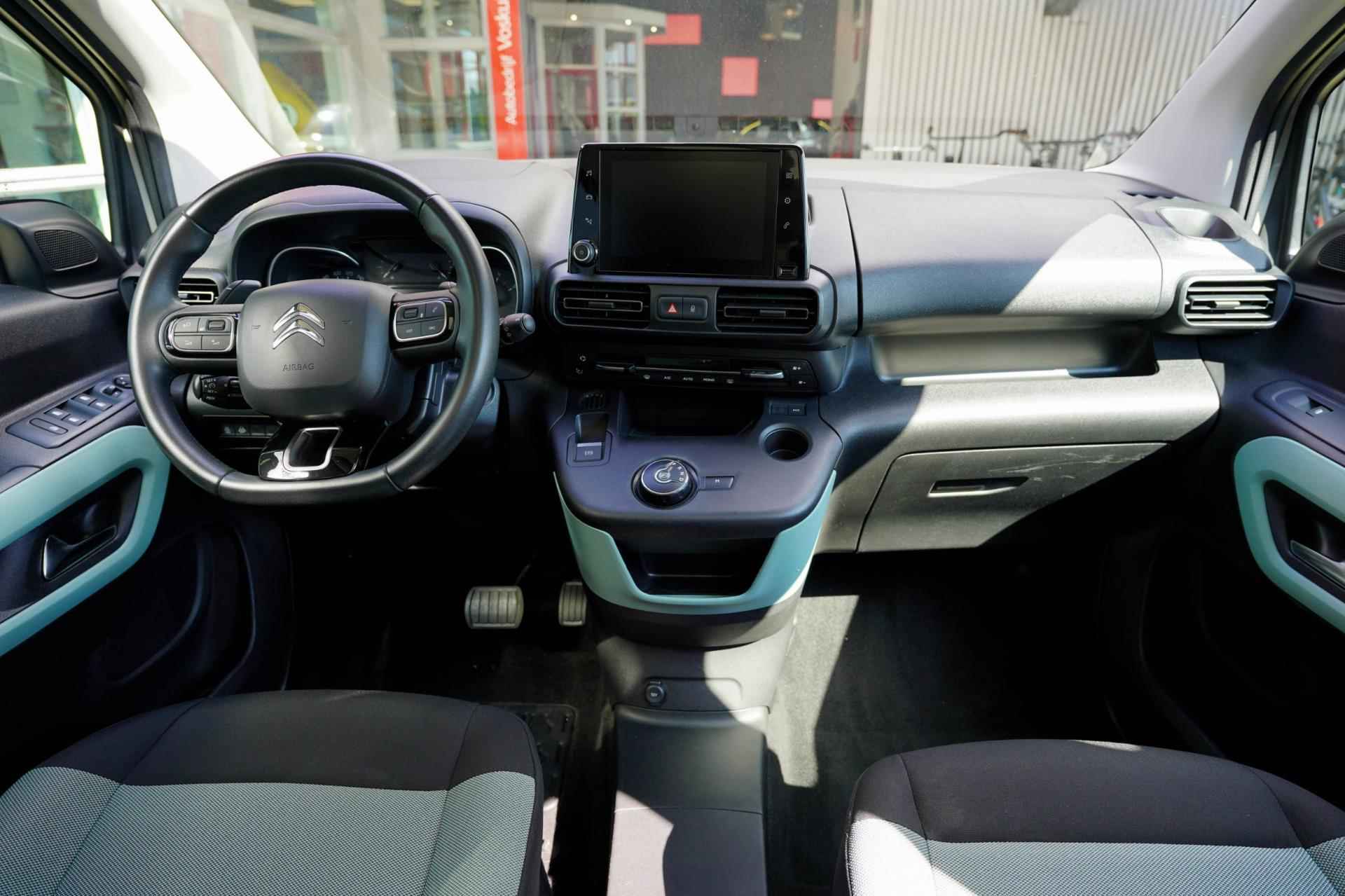 Citroen Berlingo 1.2 PureTech Shine Automaat | Camera | Carplay | Panoramadak - 8/38