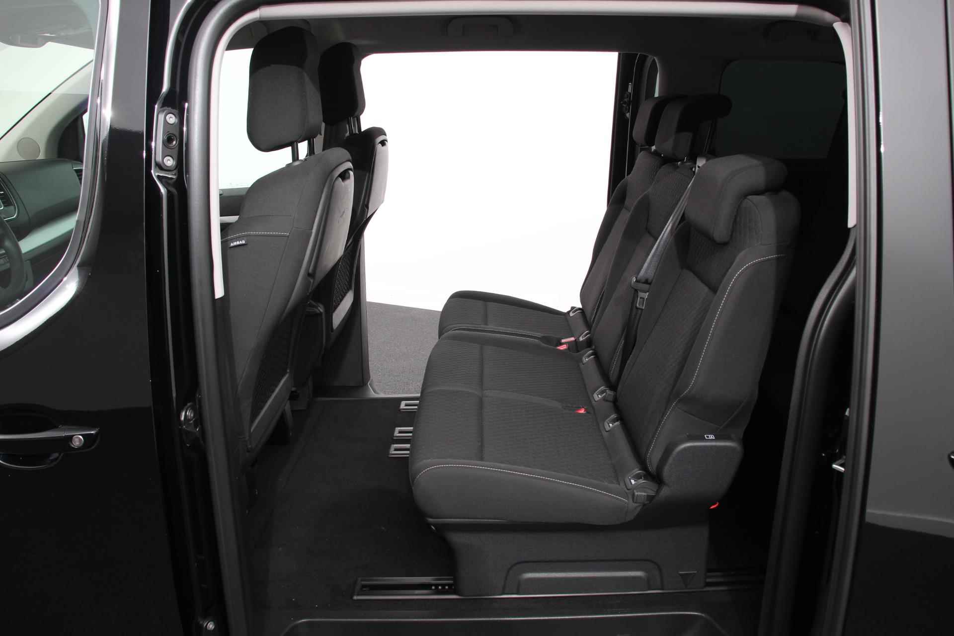 Opel Vivaro-e Combi e-Zafira L2H1 75 kWh 8 persoons ! | Navigatie | Airco | Dab | Camera 360 | Cruise control | Dab | Lichtmetalen velgen | Stoelverwarming - 10/36