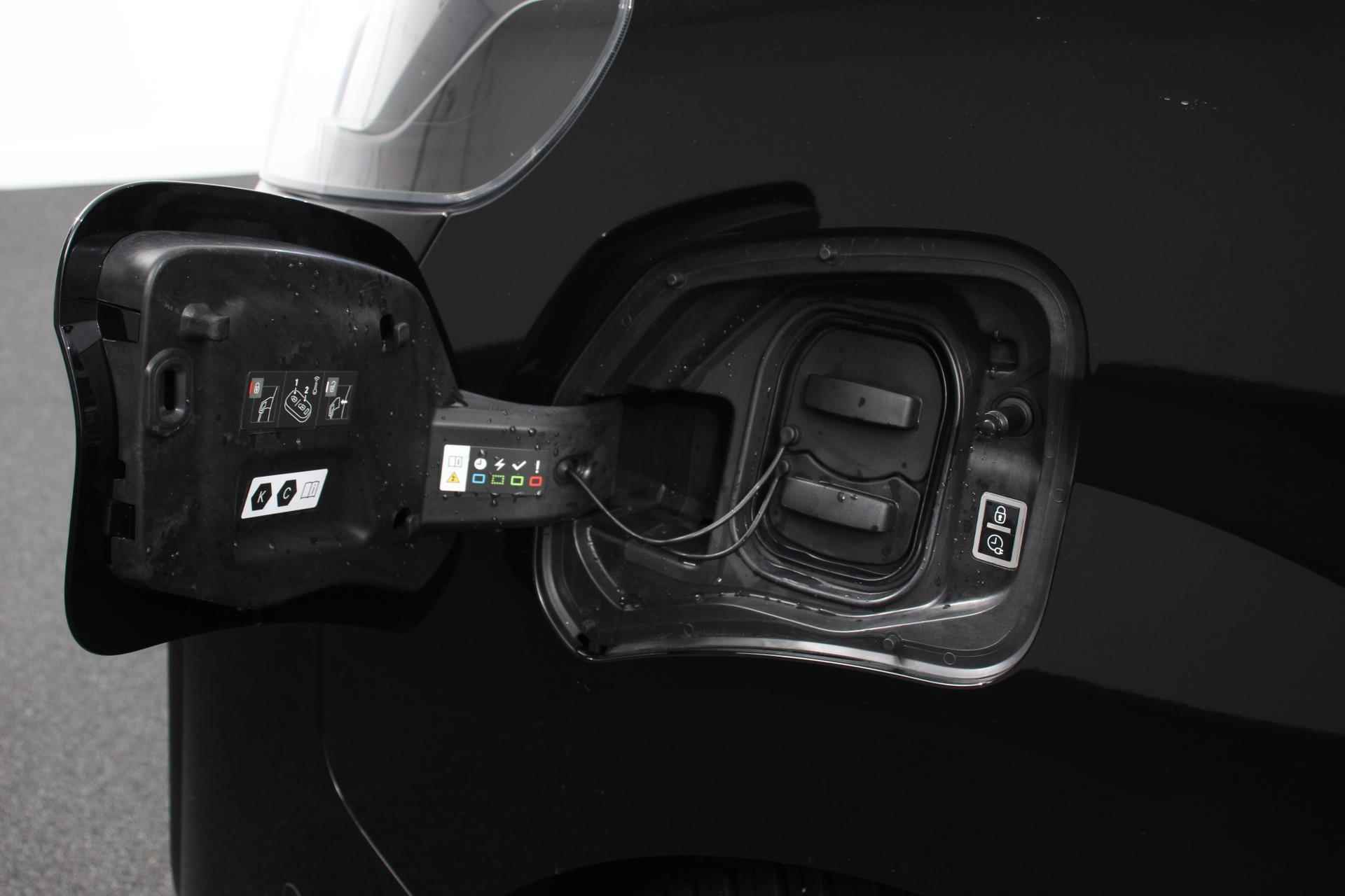 Opel Vivaro-e Combi e-Zafira L2H1 75 kWh 8 persoons ! | Navigatie | Airco | Dab | Camera 360 | Cruise control | Dab | Lichtmetalen velgen | Stoelverwarming - 29/36