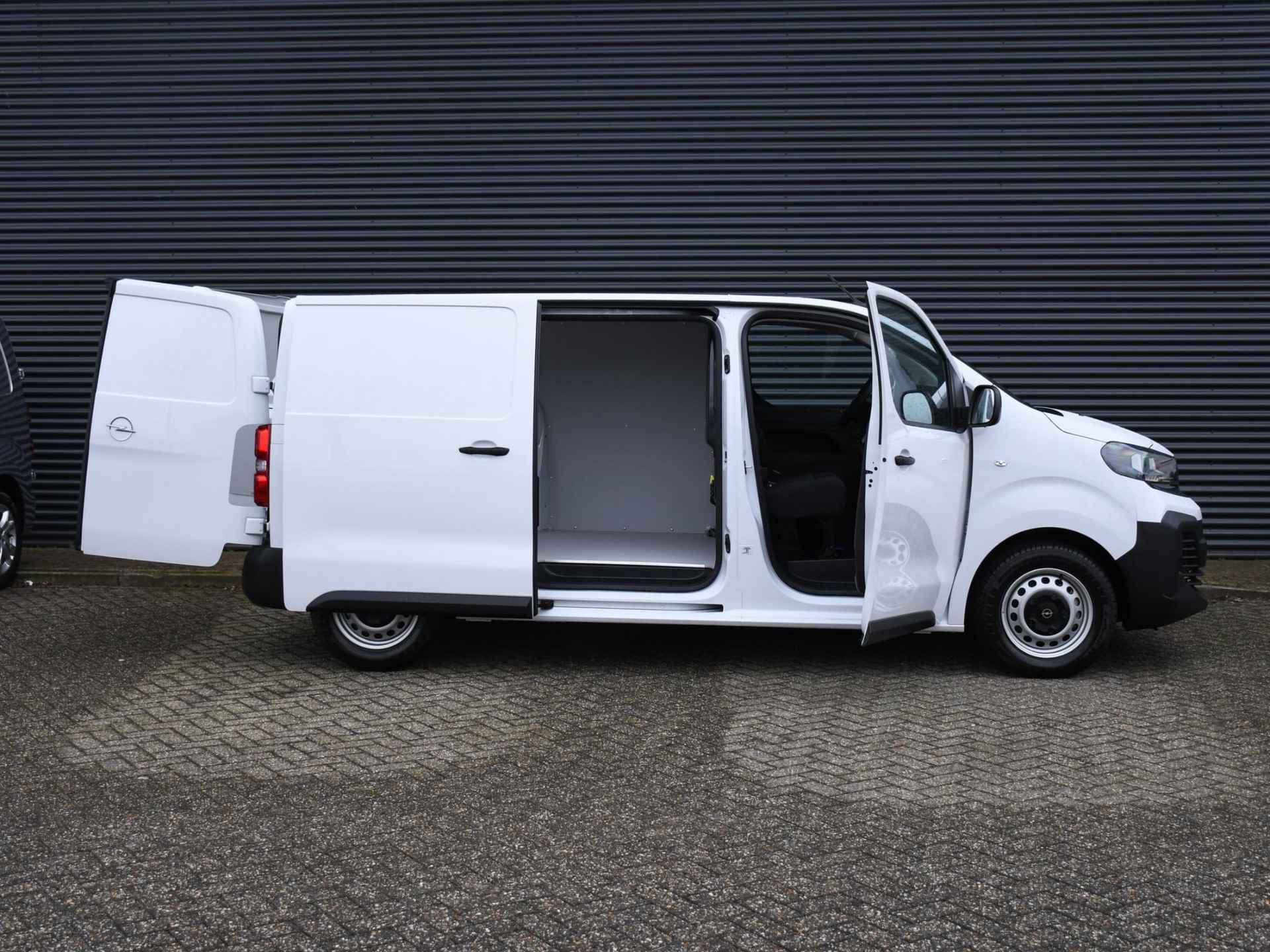 Opel Vivaro L2H1 2.0 Diesel 145pk PDC ACHTER + CAMERA | NAVI | DAB | CRUISE.C | AIRCO | APPLE-CARPLAY - 23/24