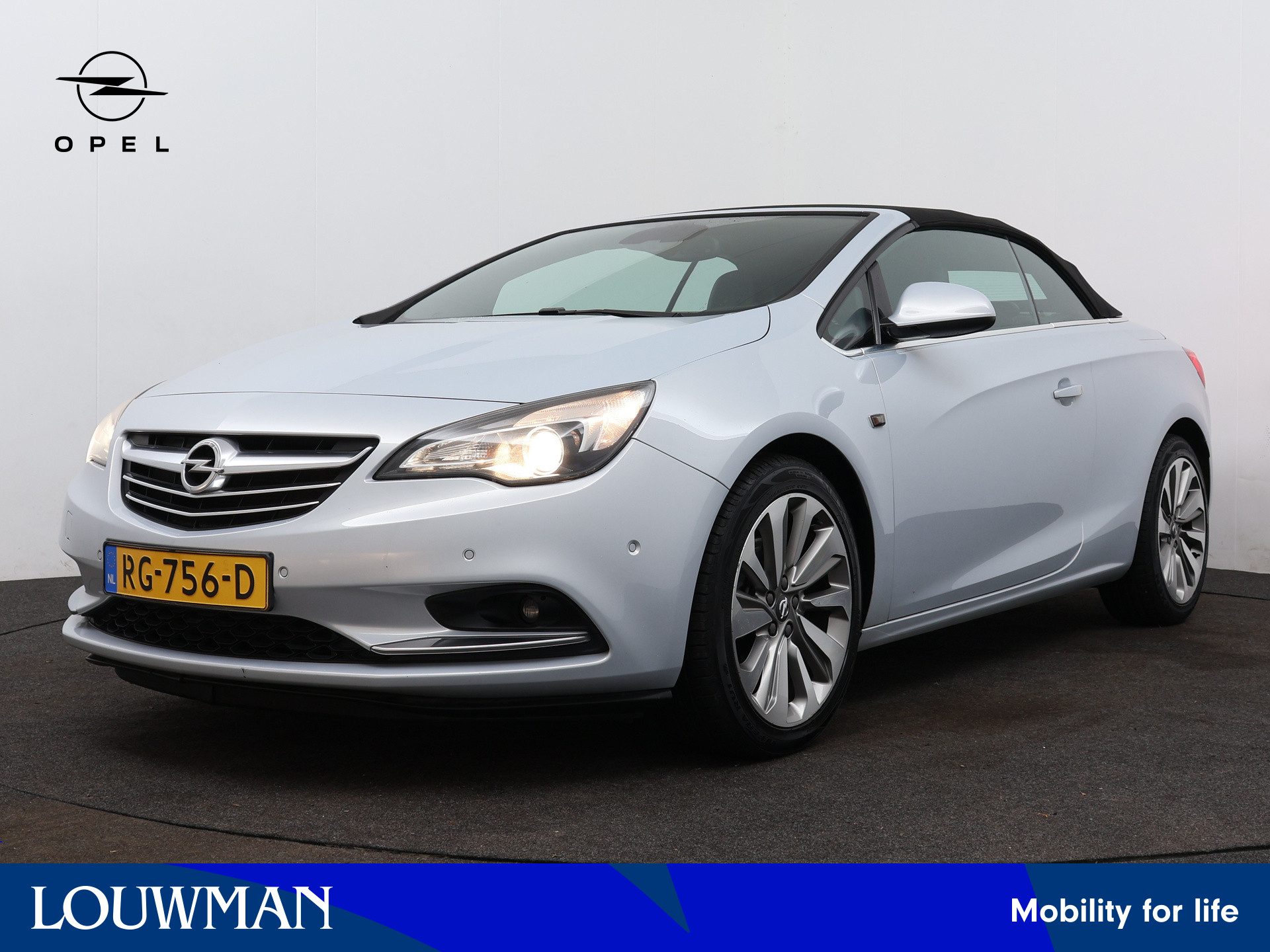 Opel Cascada 2.0 CDTI ecoFLEX Cosmo Limited | Navigatie | Camera | Parkeersensoren | LM velgen | Cabrio |