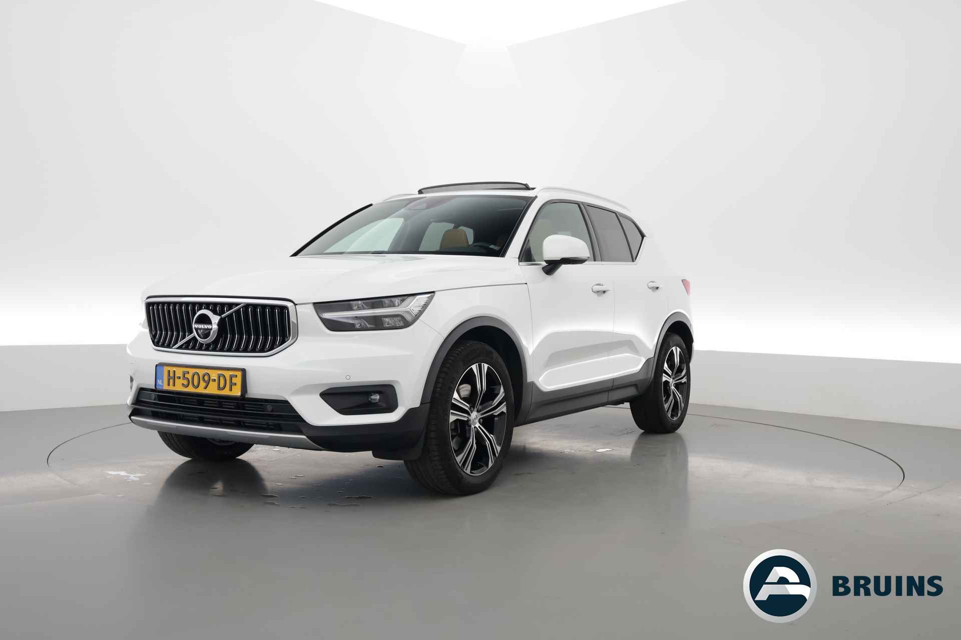 Volvo XC40 2.0 T4 Inscription | Pano | Elek. Trekhaak | 360cam | Bliss | Pilot Assist | Leder