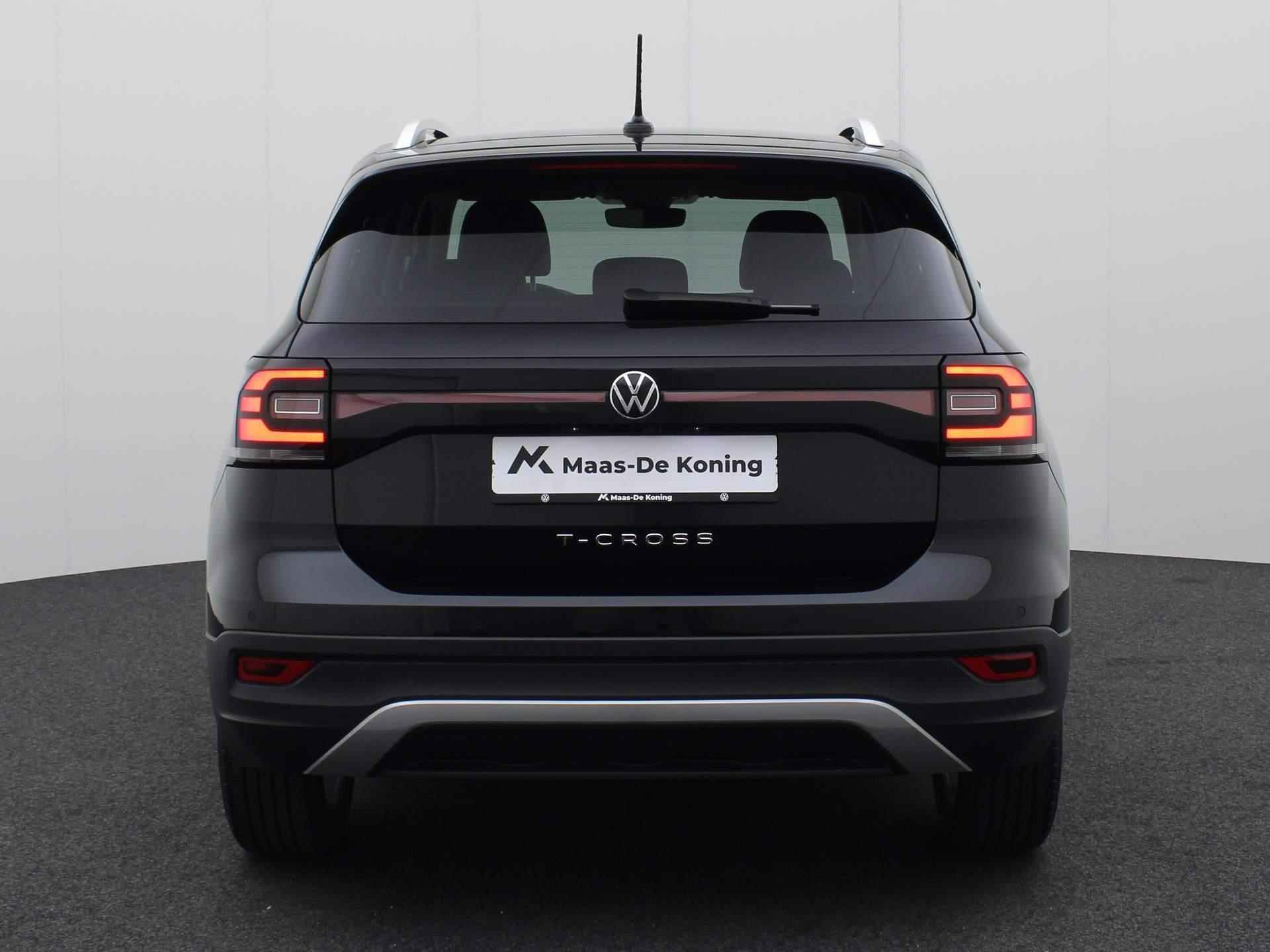 Volkswagen T-Cross 1.5TSI/150PK Style DSG · LED · Parkeersensoren + camera · Lane assist - 31/39