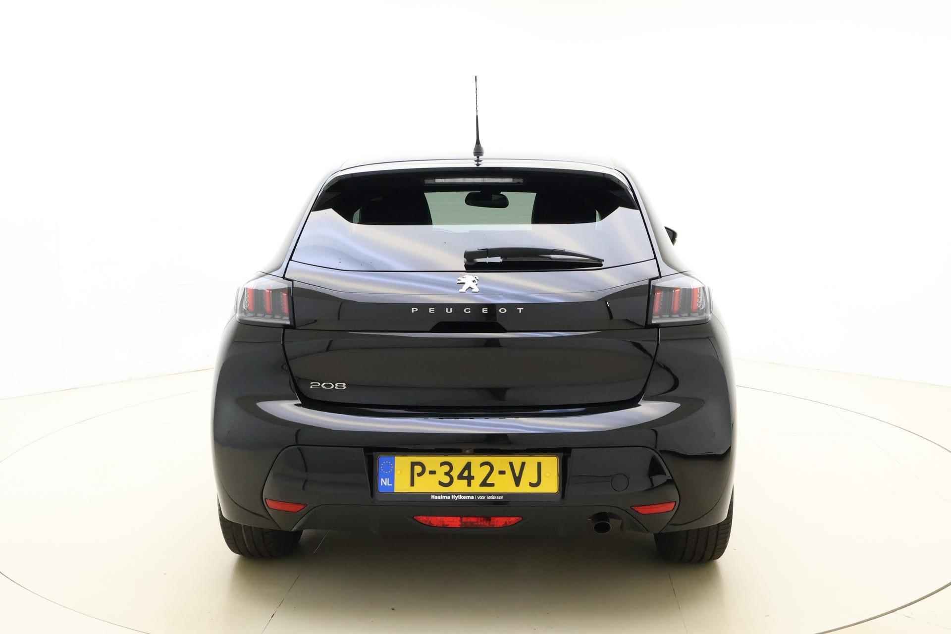 Peugeot 208 1.2 PureTech Allure Pack 100 PK | Handgeschakeld | Cruise Control | Navigatie | Parkeersensor | Airco | Camera | Start/stop | 1e eigenaar - 12/35