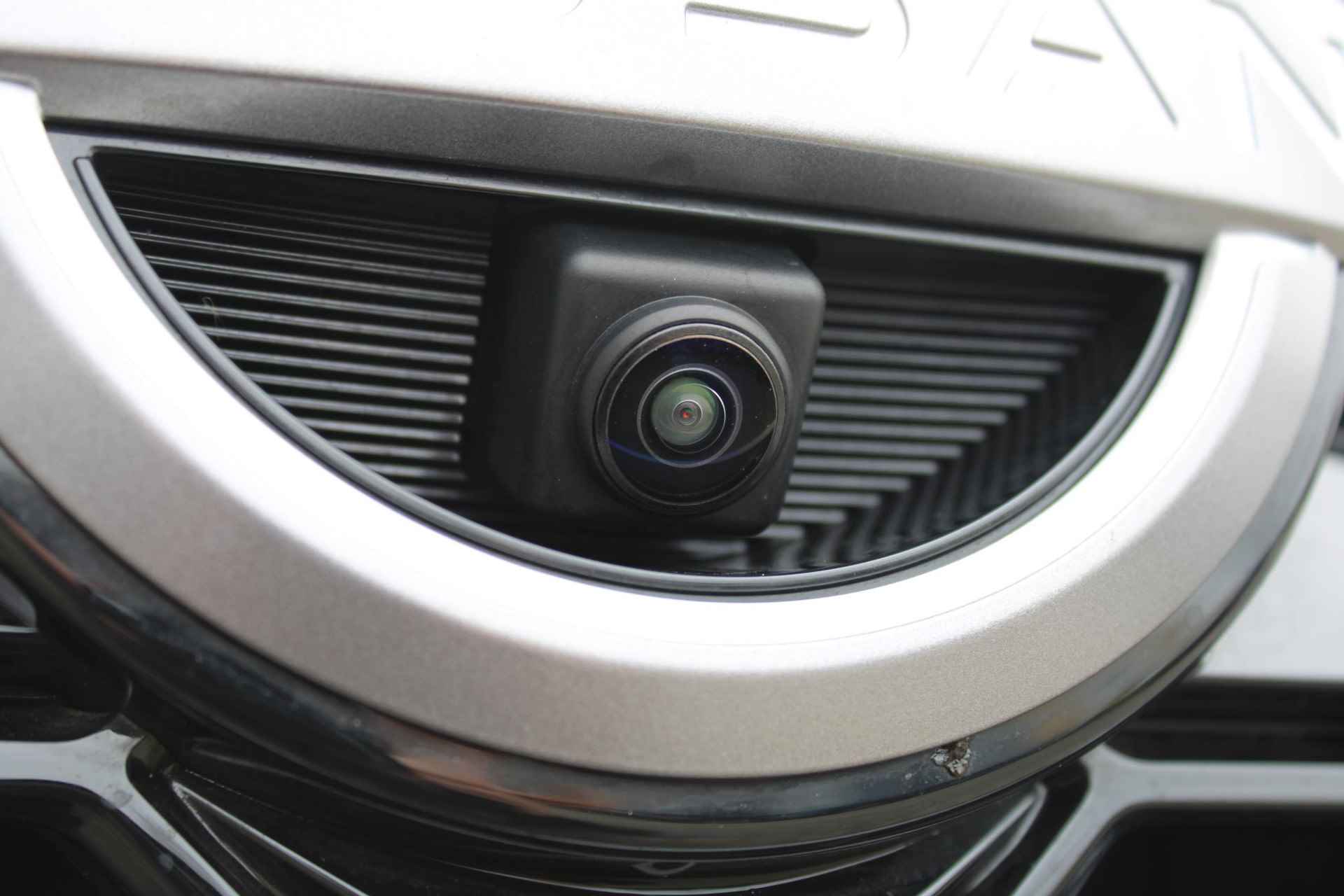 Nissan Juke 1.6 Hybrid N-Design 143PK AUTOMAAT | Navigatie | Pro Pilot | Climate control | 360 camera | Parkeersensoren voor en achter | Dode hoek detectie | Bose speakers (hoofdsteunen) | Leer/alcantara interieur | Lichtmetalen velgen | - 8/56