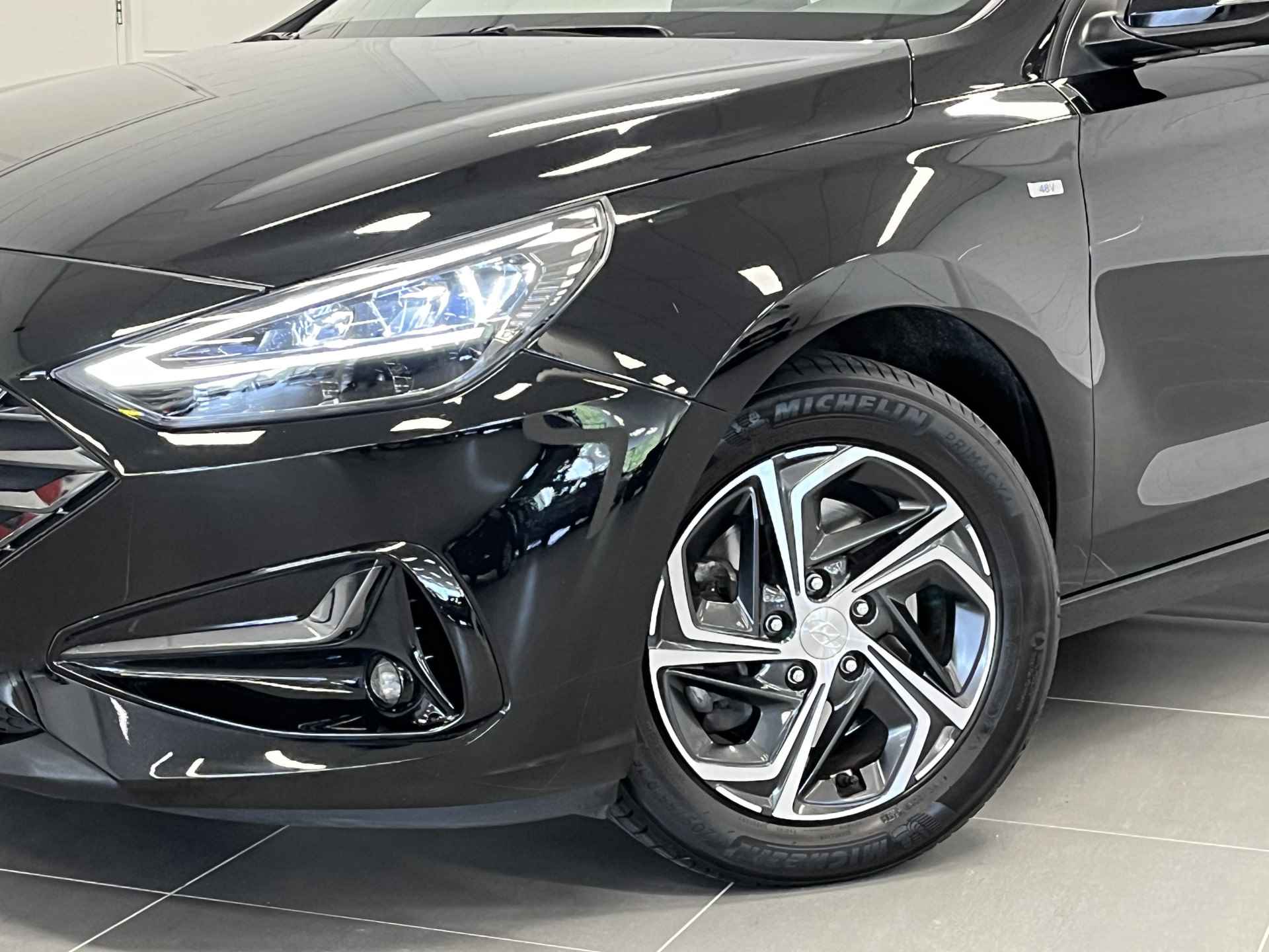 Hyundai i30 Wagon 1.0 T-GDi MHEV Comfort Smart | Navigatie | Camera | Climate Control | Lichtmetalen Velgen | - 12/42